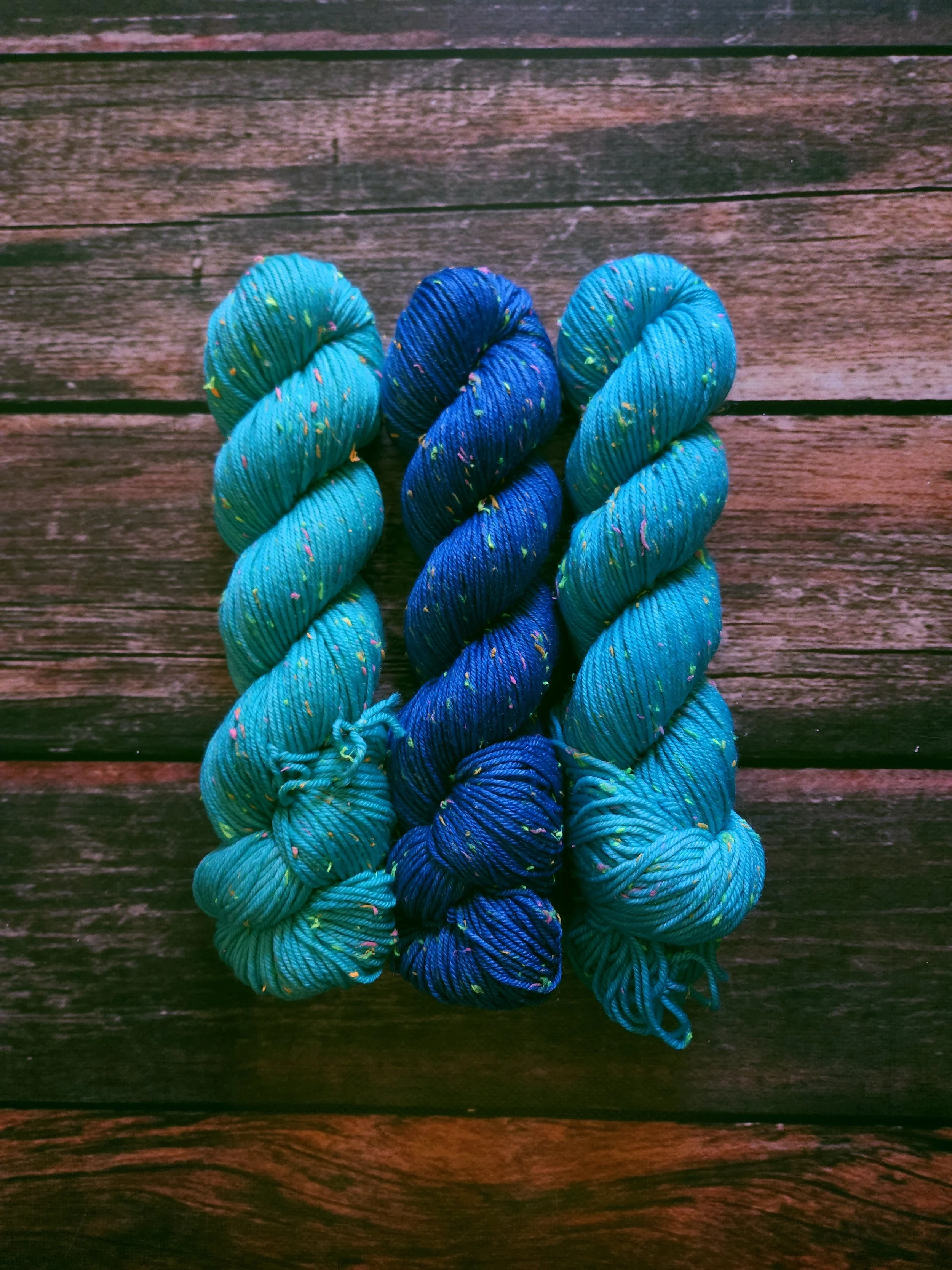 Neon DK  Tweed - Lot 7