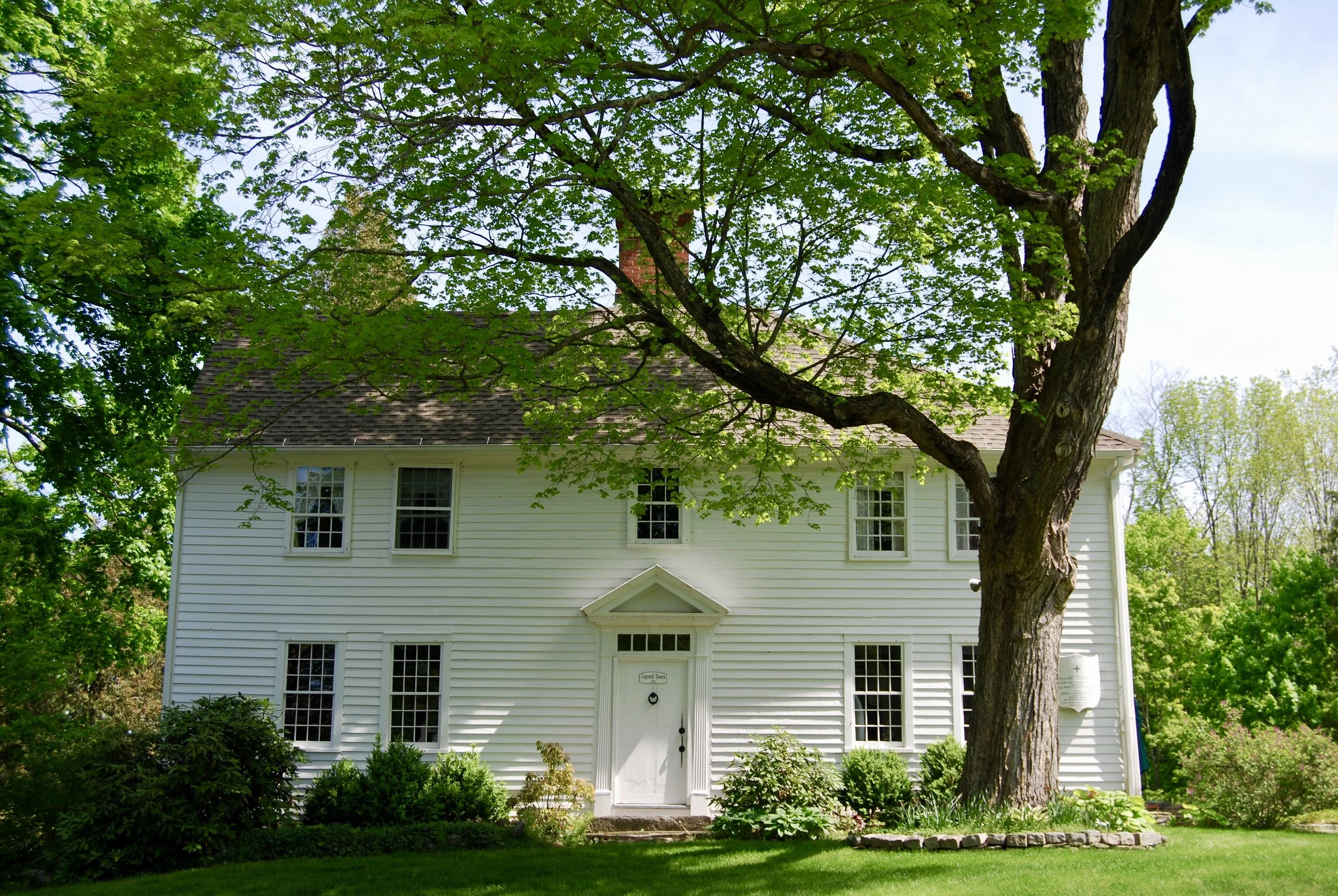 Cogswell Tavern - 42 Christian Street Who hasn't passed the iconic Cogswell Tavern and wondered what it was like inside? This historic house will be on the tour. It was built Circa 1756 as a saltbox. General Washington visited here at least once. This was a tavern where travelers could stop to water their horses and refresh themselves. Many period details remain. It has been a private residence since the mid 1830s.