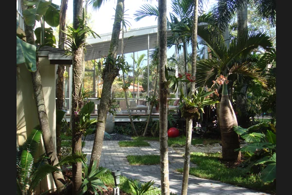 Image10.jpg