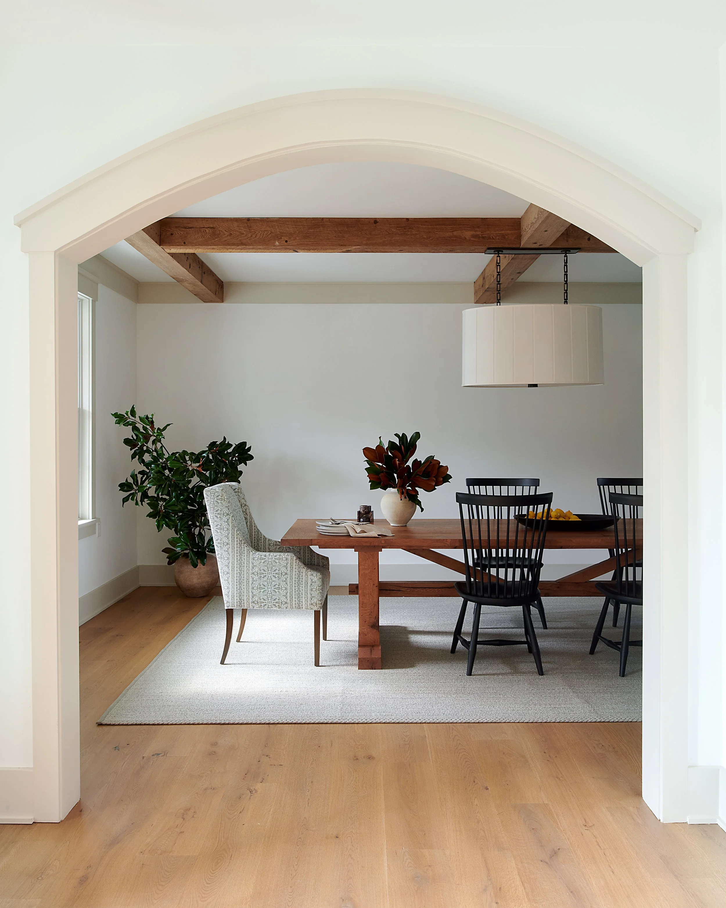ring_hires_dining_02.jpg
