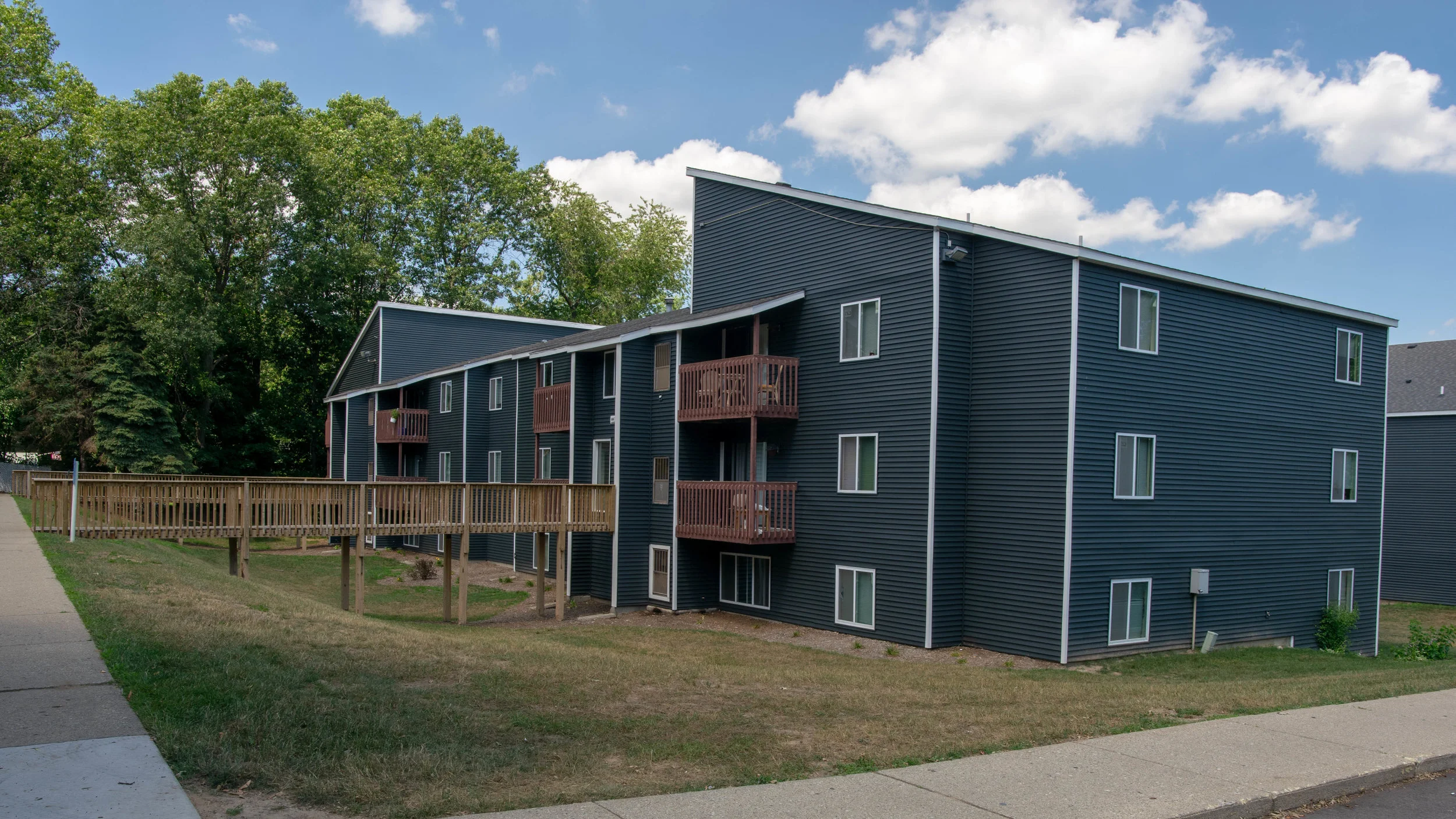 Leonard East Apartments — GLM Companies