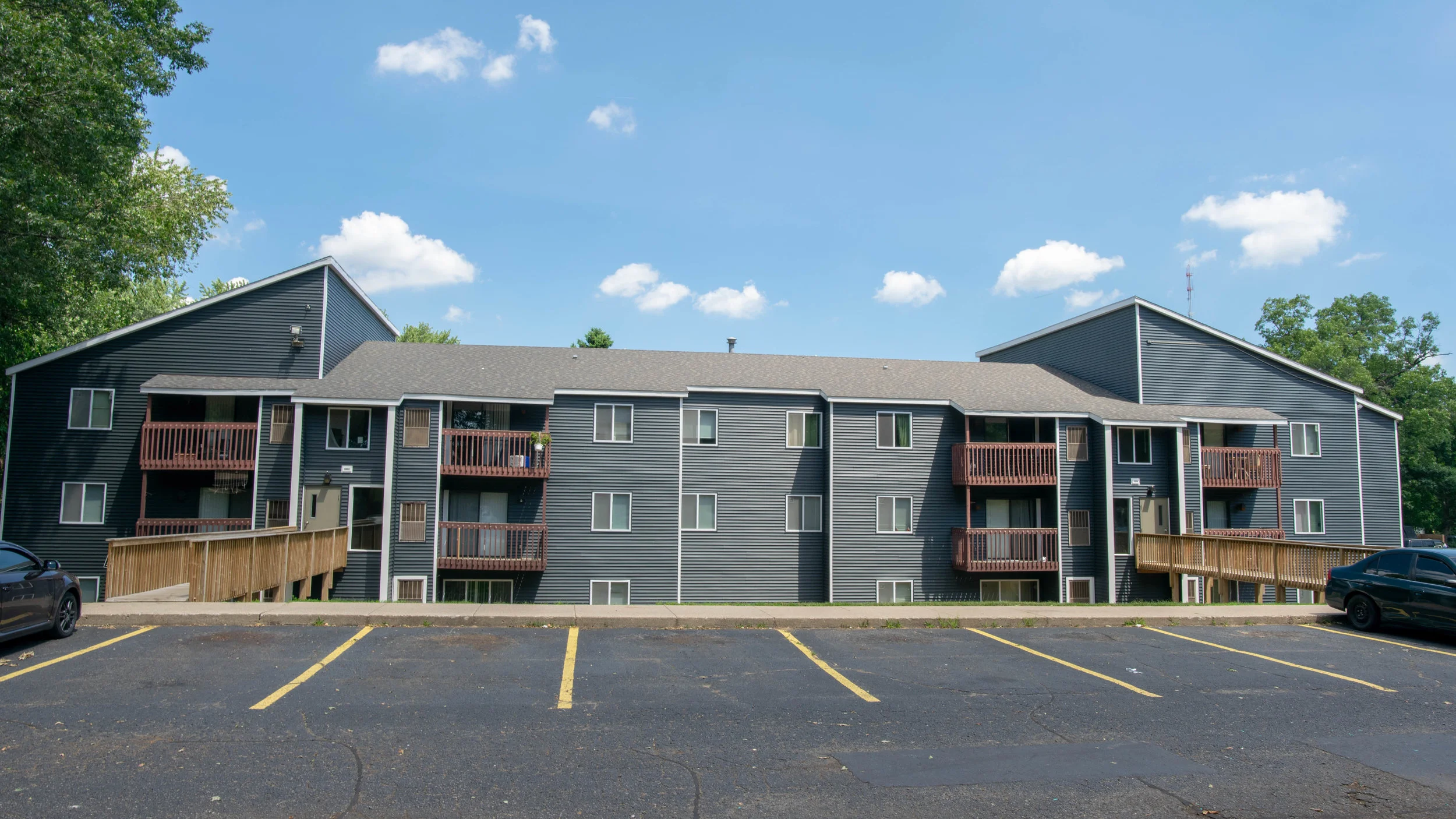 Leonard East Apartments — GLM Companies