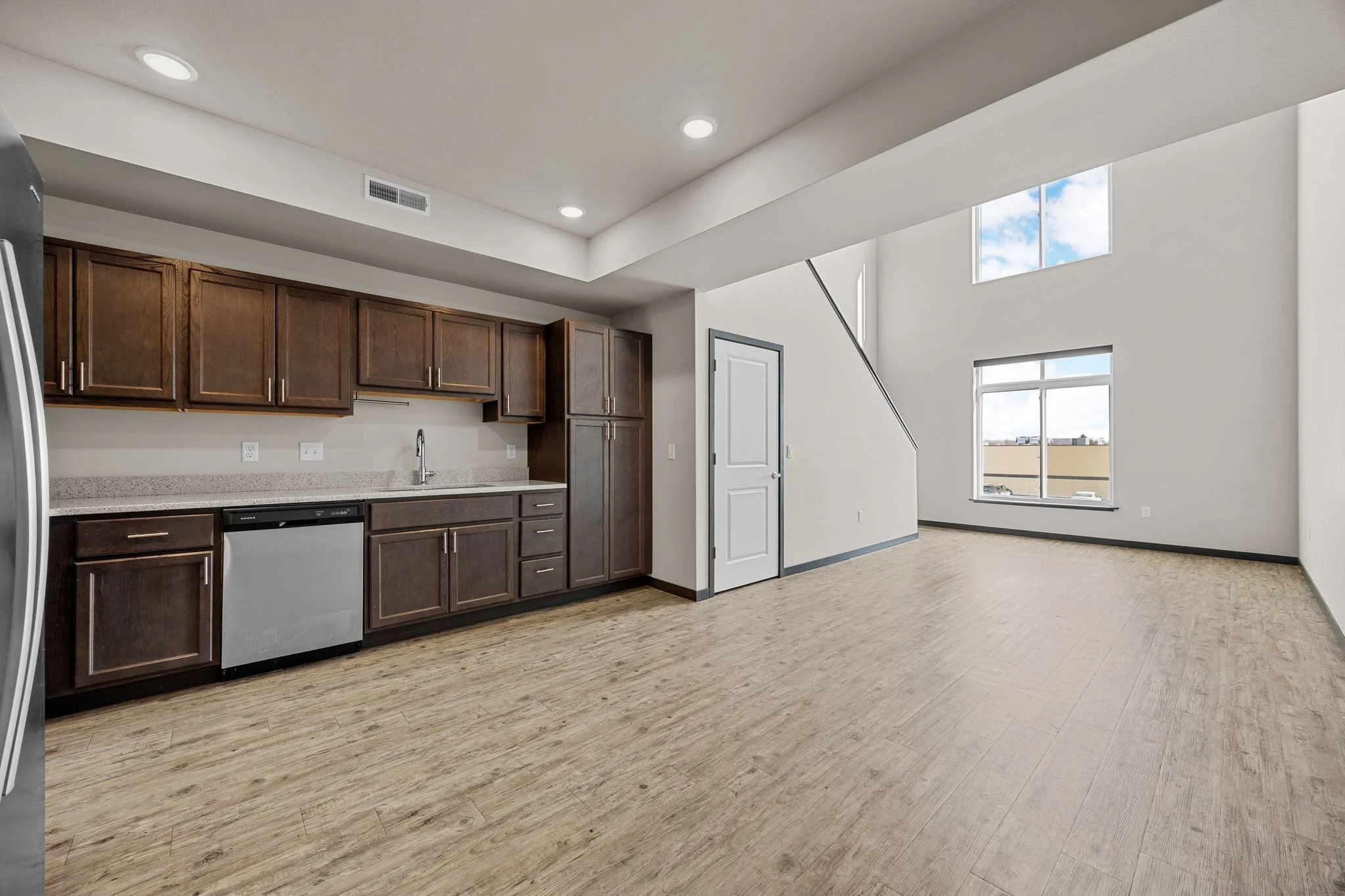 8_950_Commercial_St (7 of 33).jpg