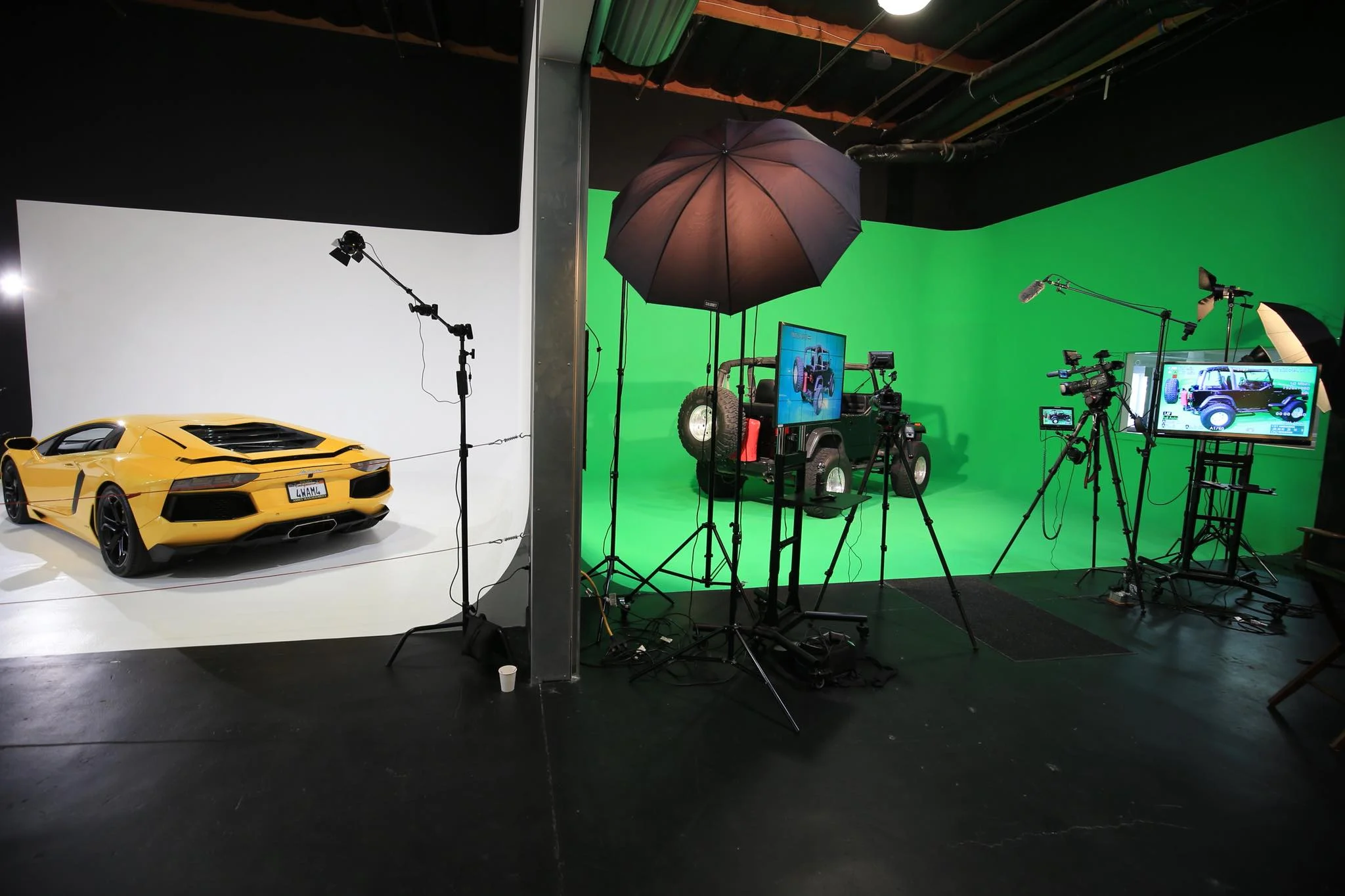 White Room and Green Room Ready to Shoot