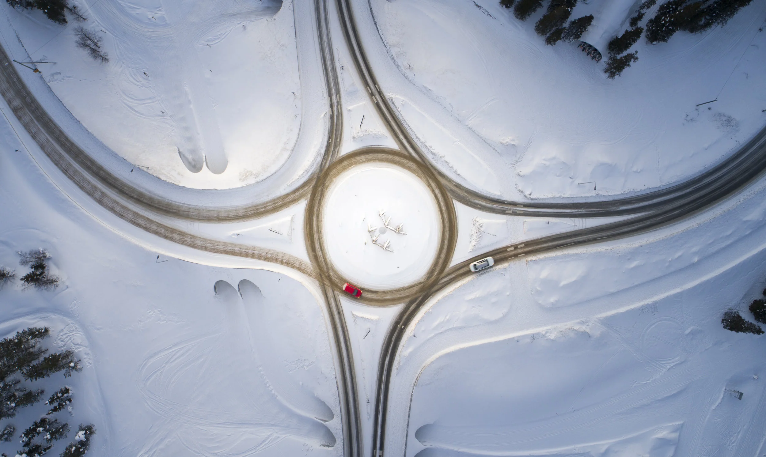 aerial-drone-view-of-road-in-idyllic-winter-PDHLWCZ.jpg