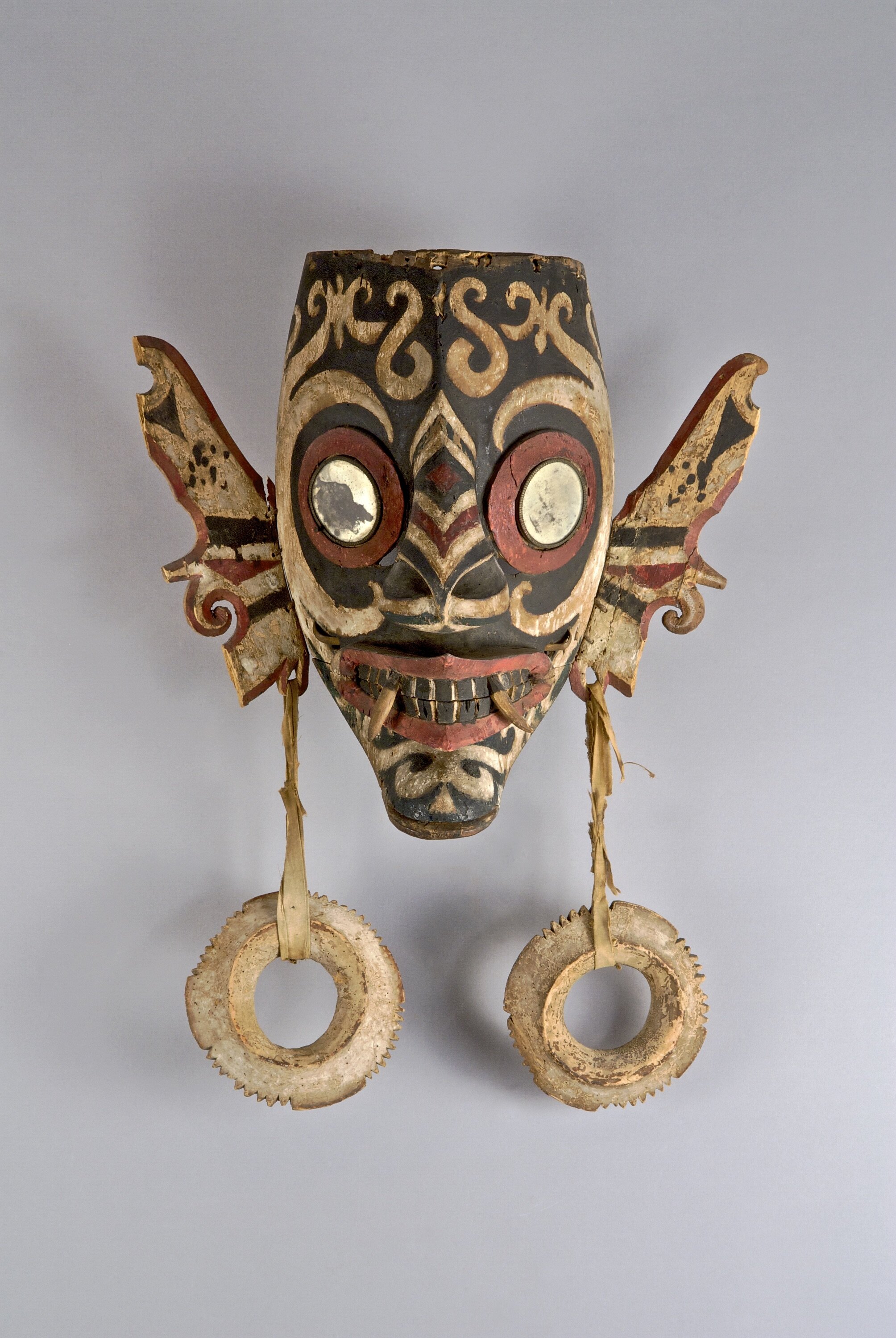Bør Bitterhed Prisnedsættelse Out of the Forest — Hudoq — Art of The Ancestors | Island Southeast Asia,  Oceania, and Global Tribal Art News