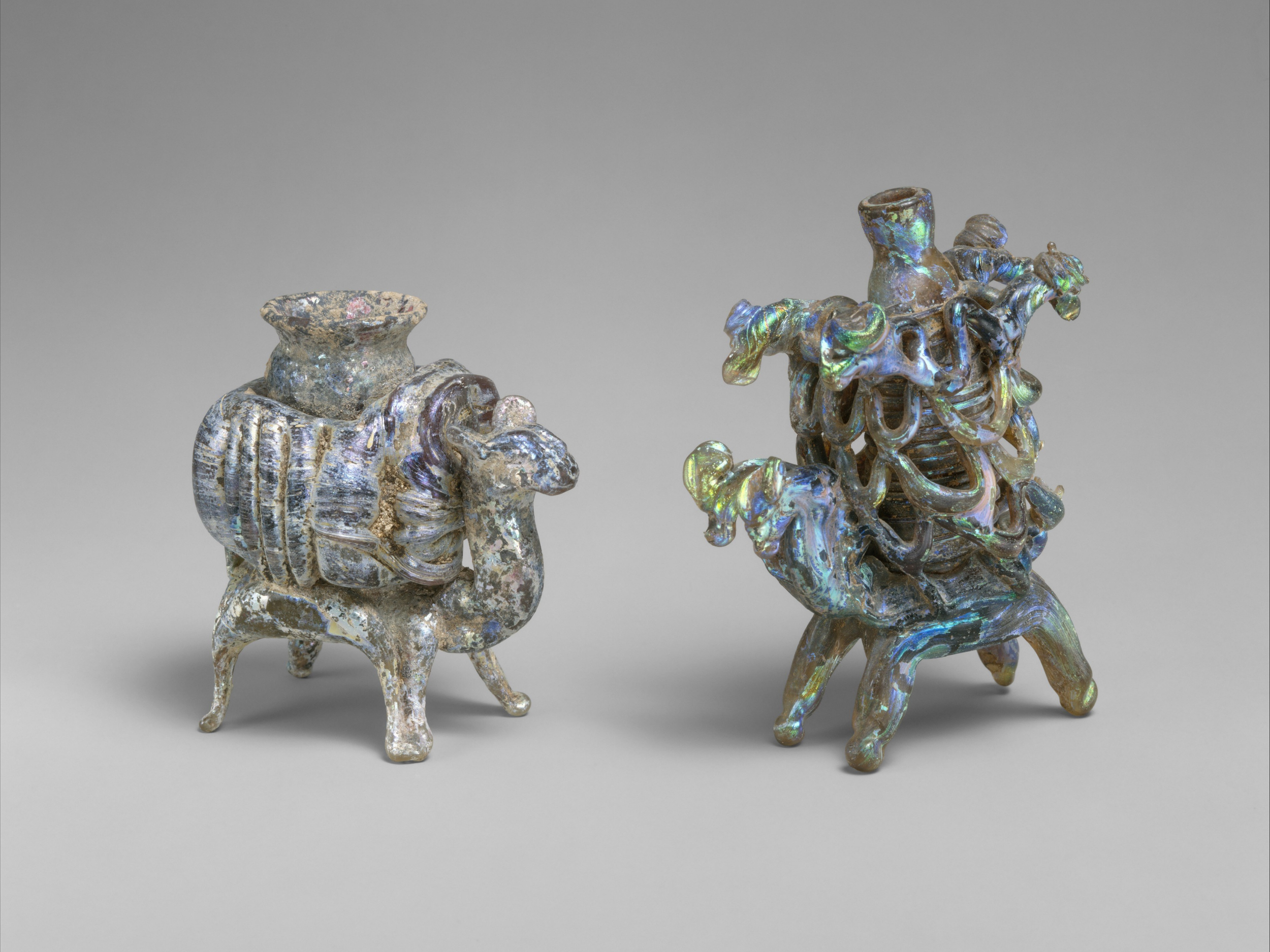 Resource Spotlight | “Glass of the Sultans” by Stefano Carboni and David Whitehouse