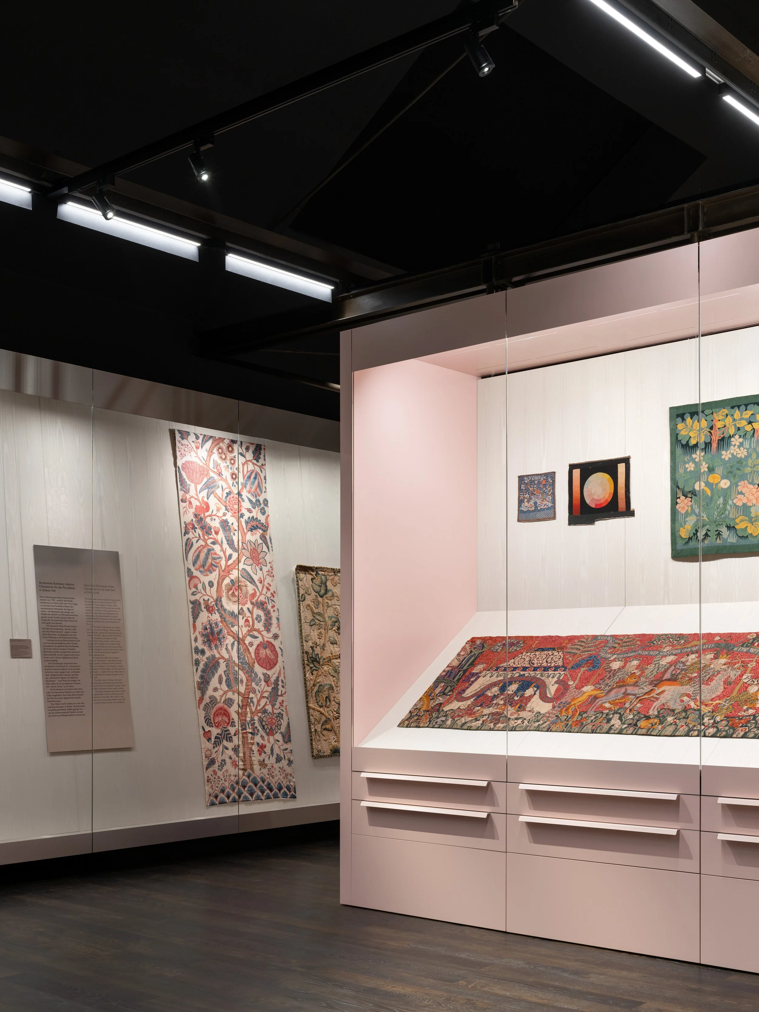 11_MAK_Schausammlung_Textilien_und_Teppiche_2026.jpg