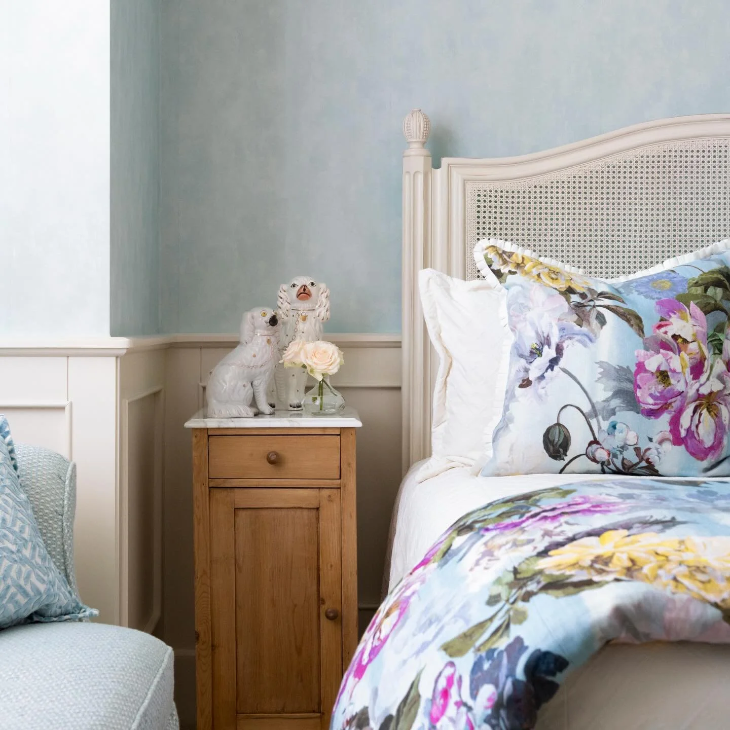 Not every nightstand calls for a lamp. Staffordshire Antique Dogs add a sense of whimsy to this lower level guest bedroom.

Photography - @homecomingphotography 
Art Direction - @heather.neurer 

#rlhlakeokobojihome #guestroommakeover #whimsy #rlhint