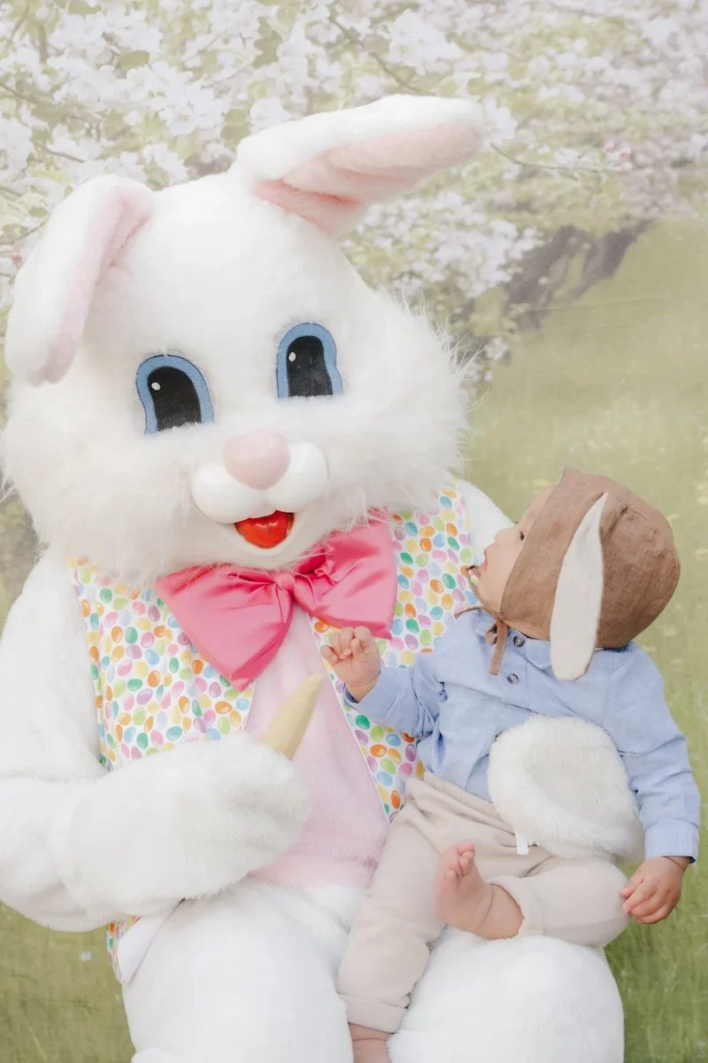 MAR: THE EASTER BUNNY