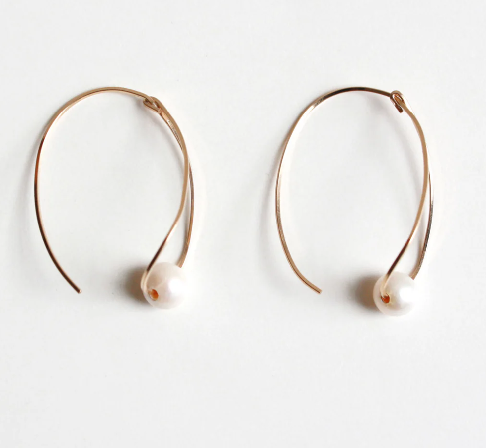 TEARDROP PEARL HOOP