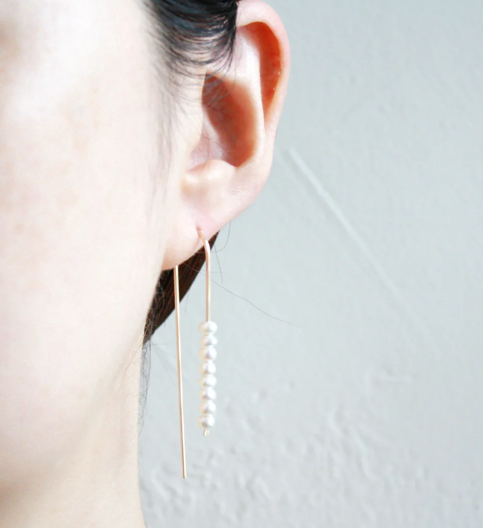 lng arc earring.png
