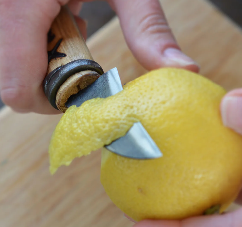 curved pairing knife 2.png