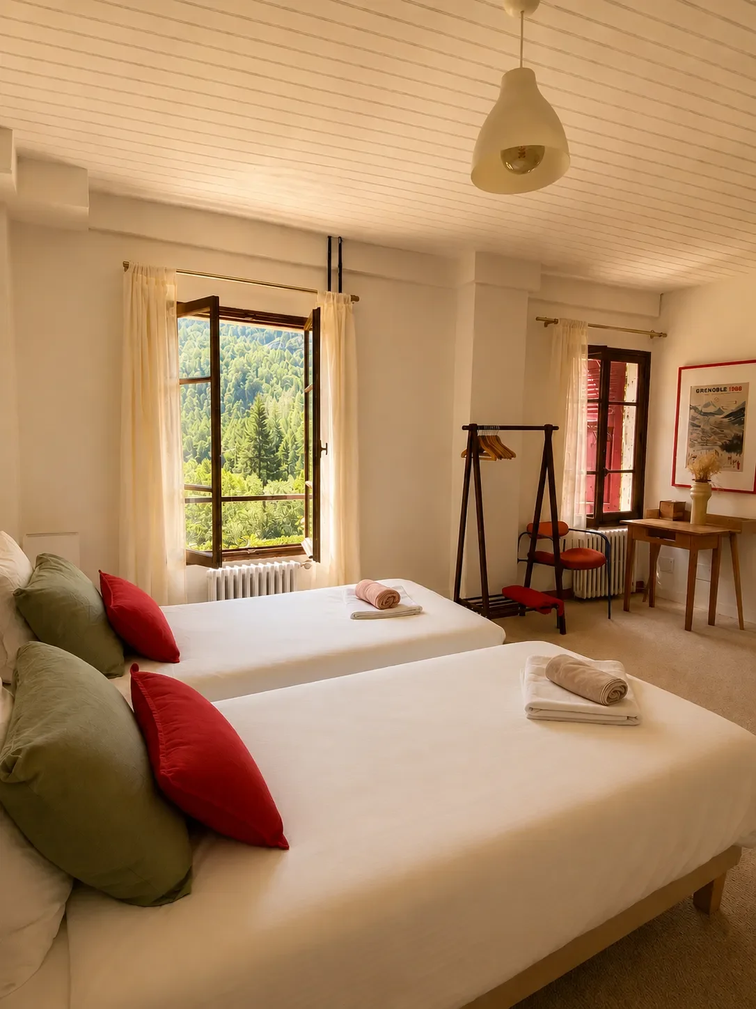 hotel-au-bon-accueil-chambre-double-06.webp