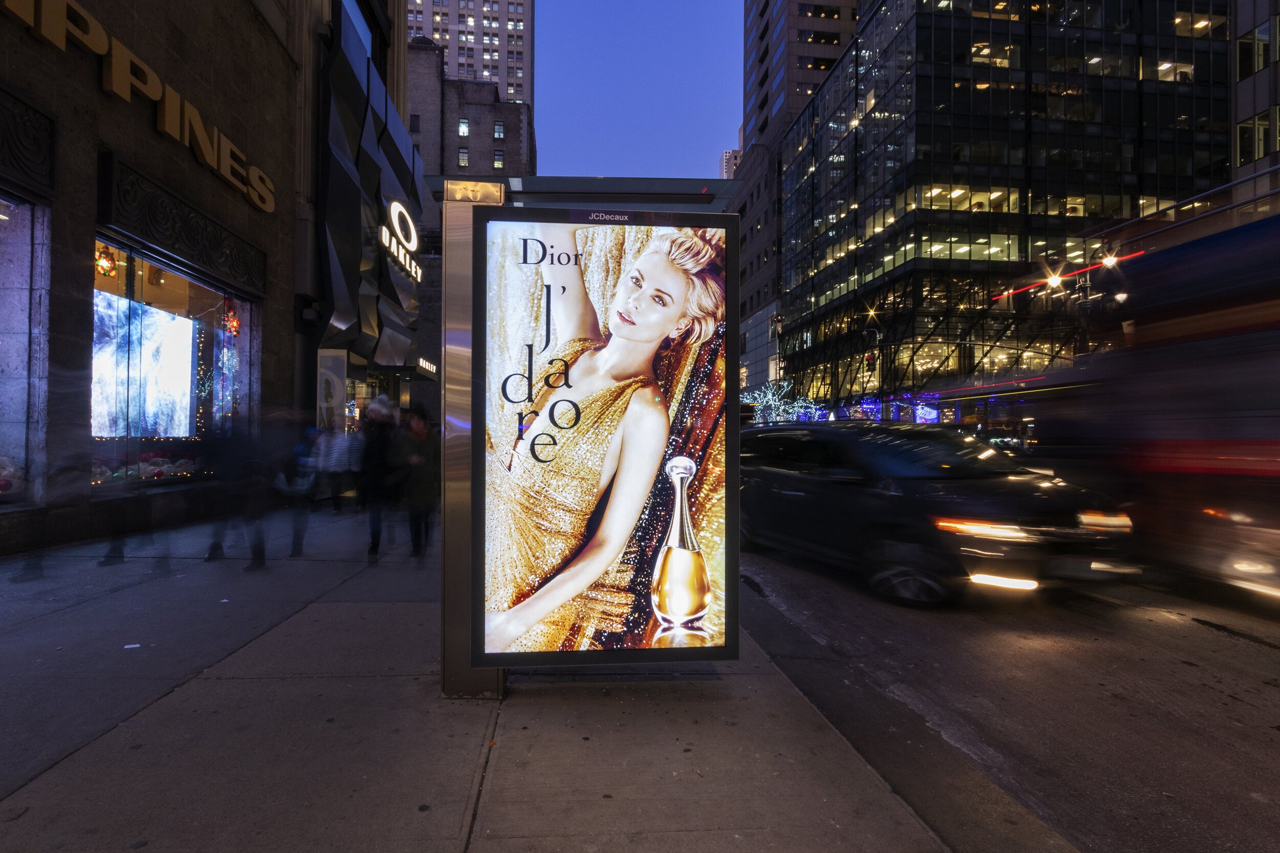 1912_NYC_LVMH_JADORE_5AVE_47ST@MN01506AB.jpg
