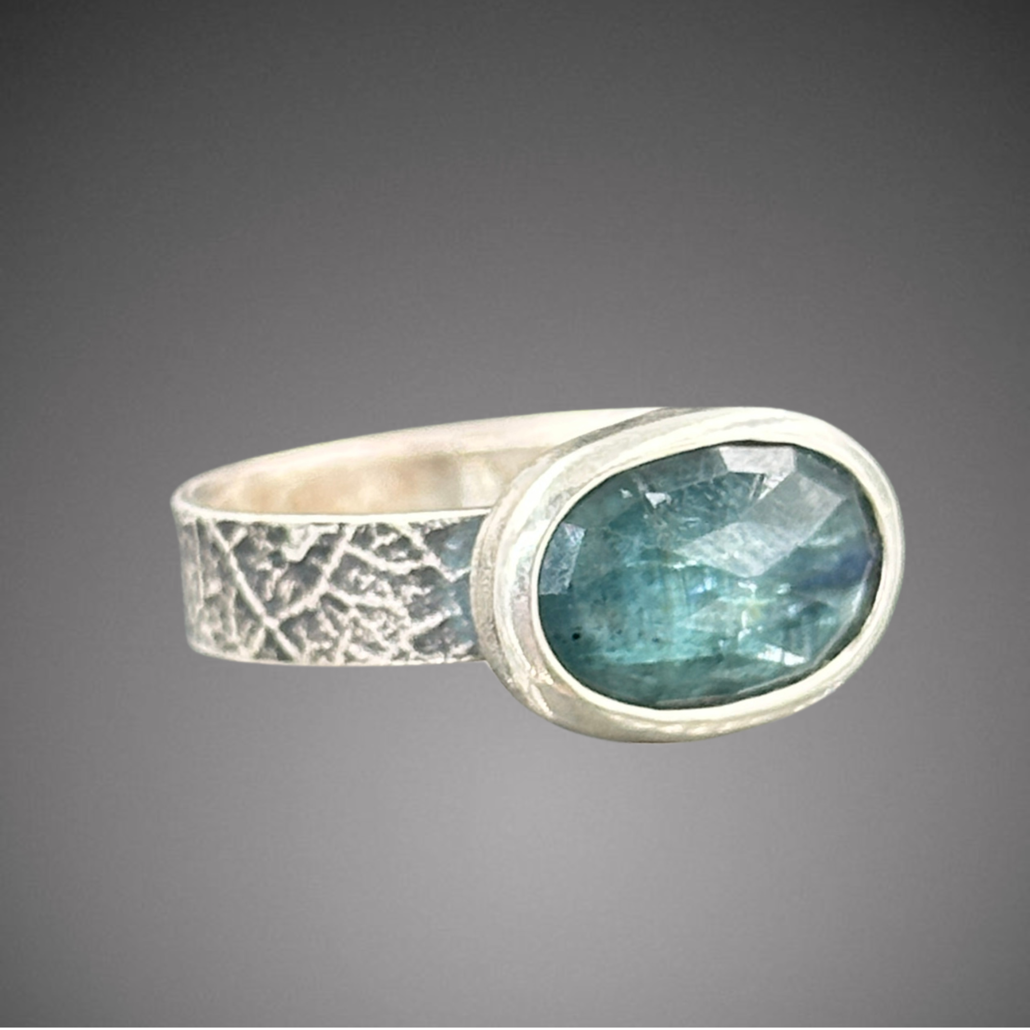 green kyanite on leaf band (8).png