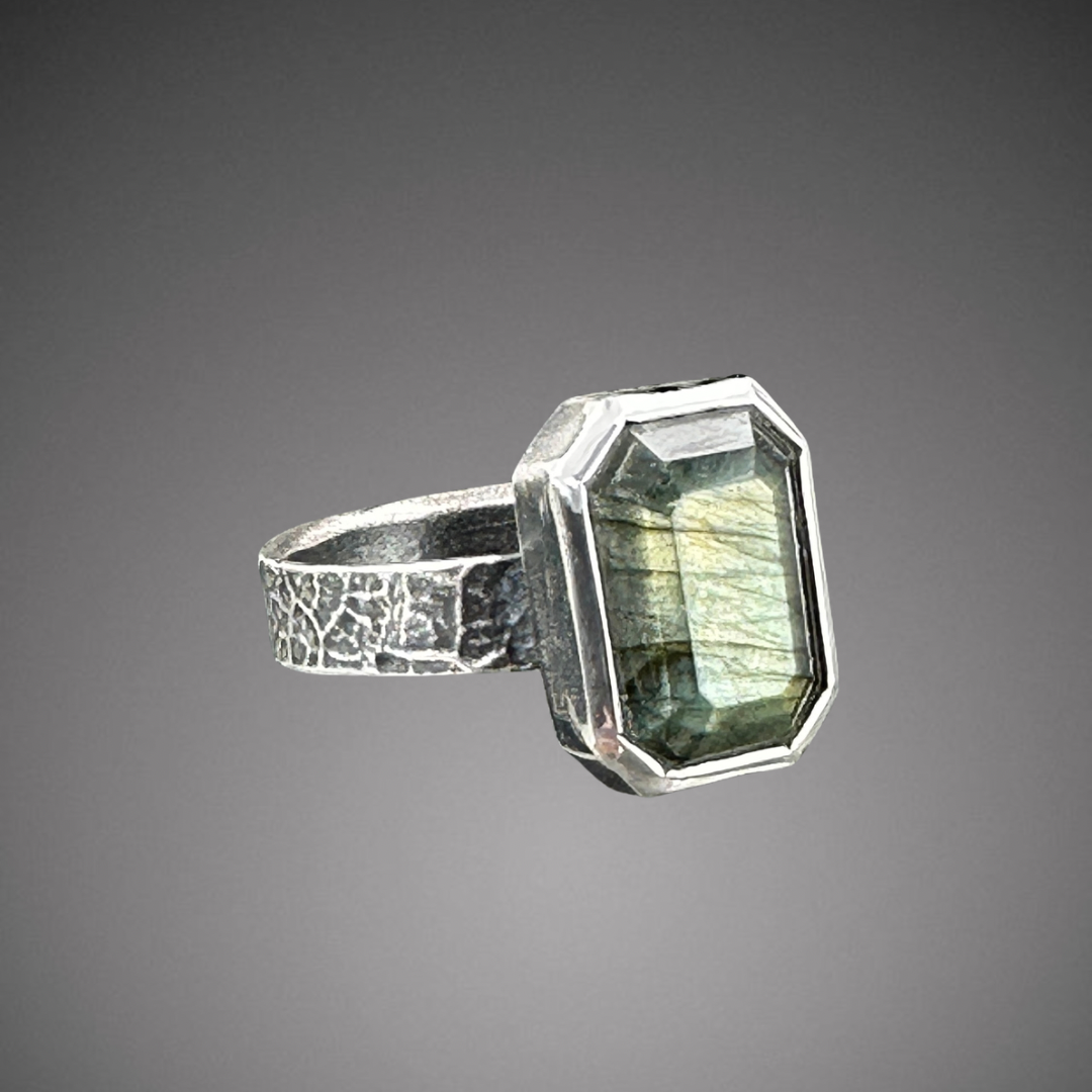 Labradorite on Leaf texture band