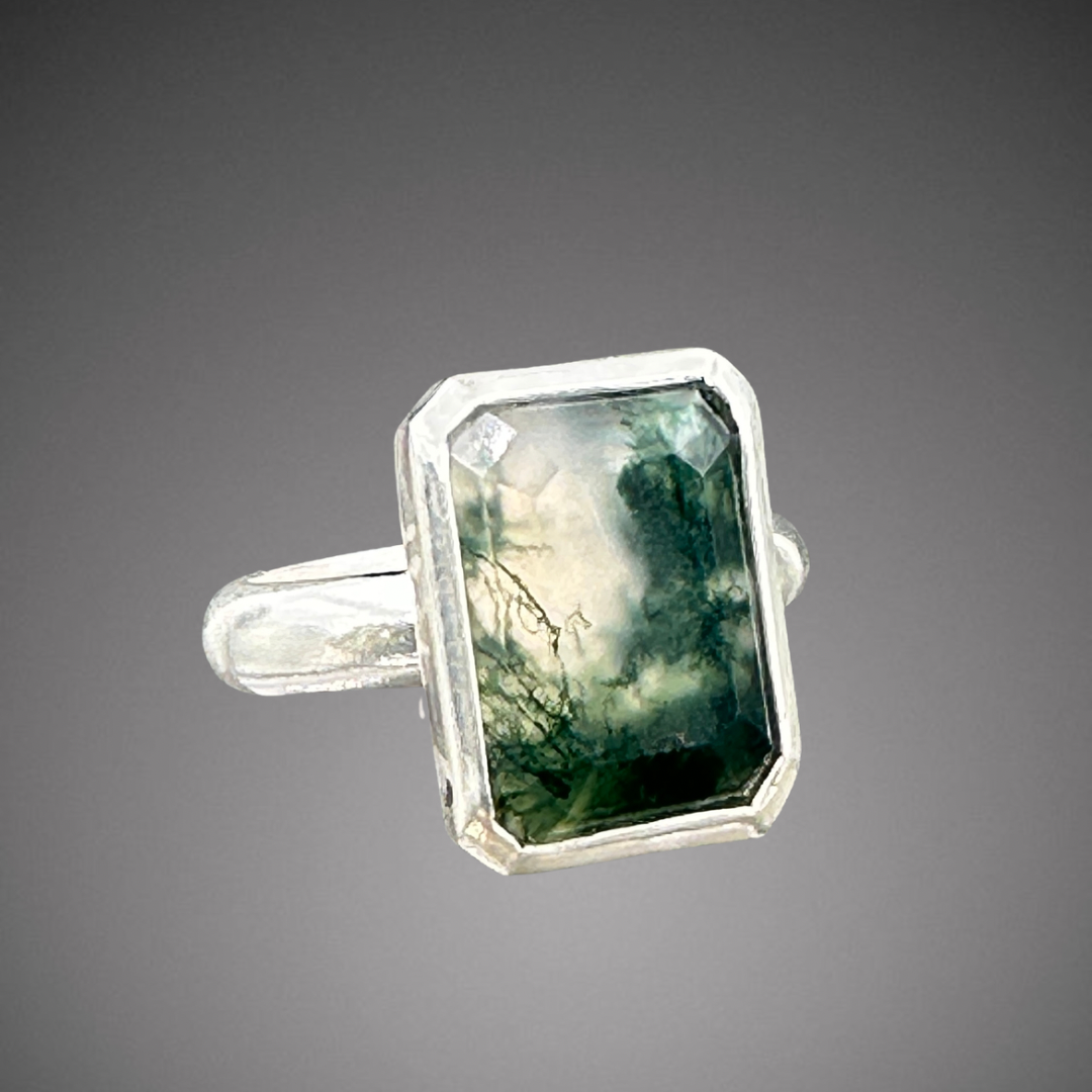 dendritic opal with raindrop 3.PNG