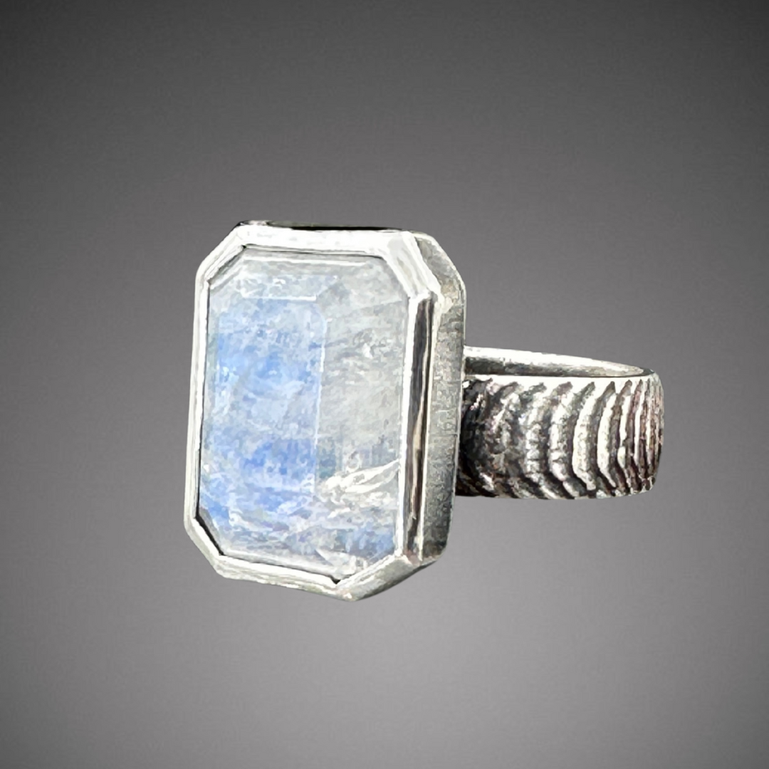 Moonstone on cuttlefish band