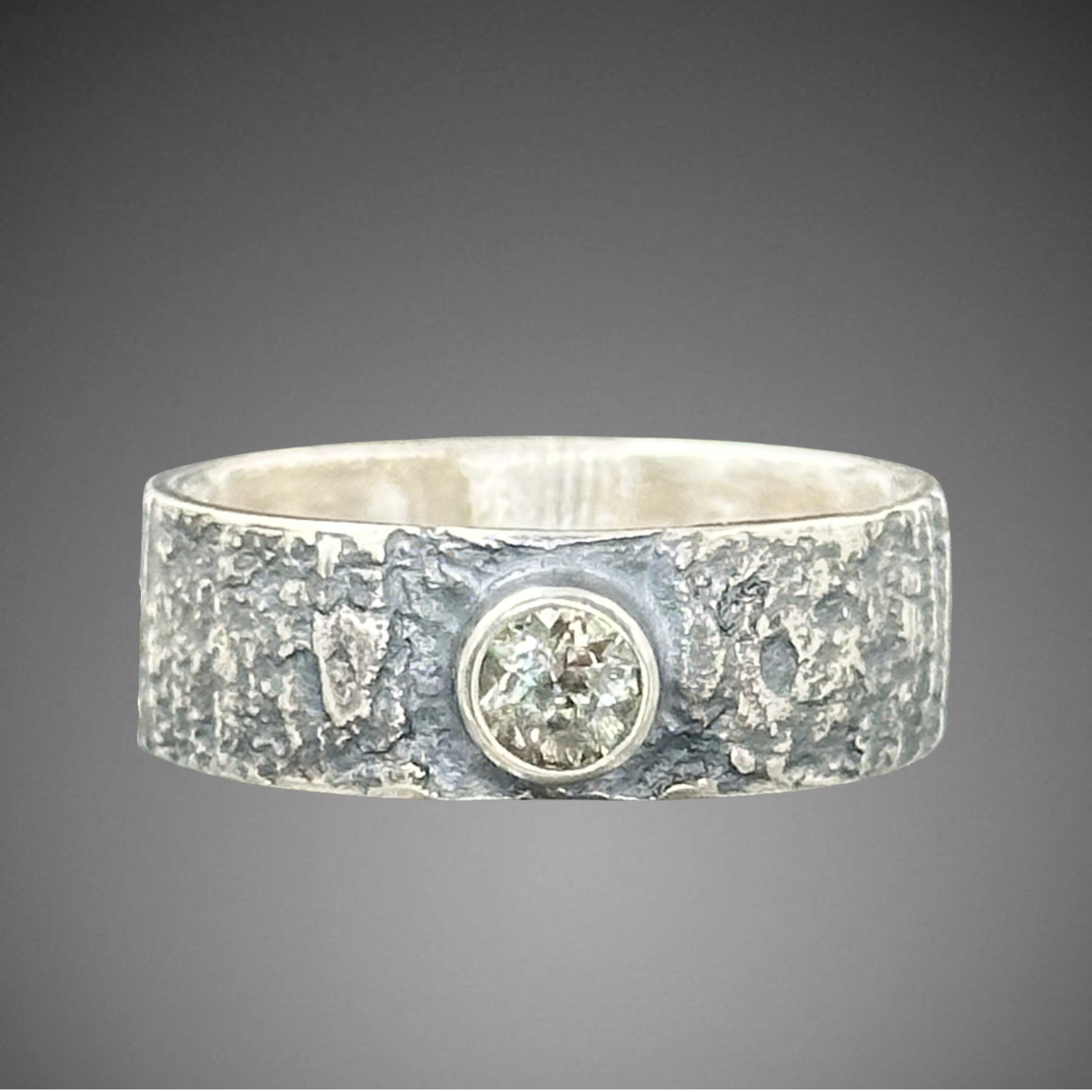 Tree Bark band with Sunstone (size 7)