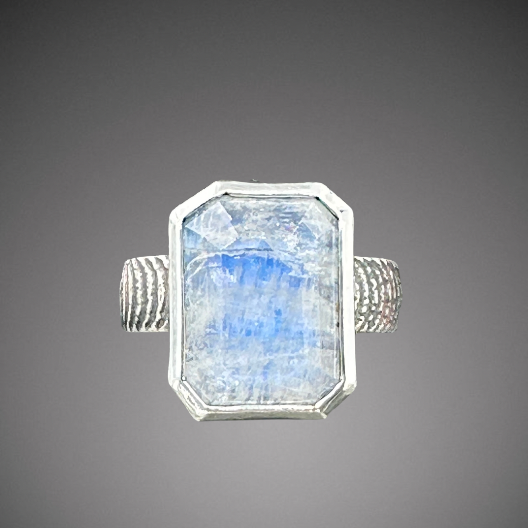 dendritic opal with raindrop.PNG