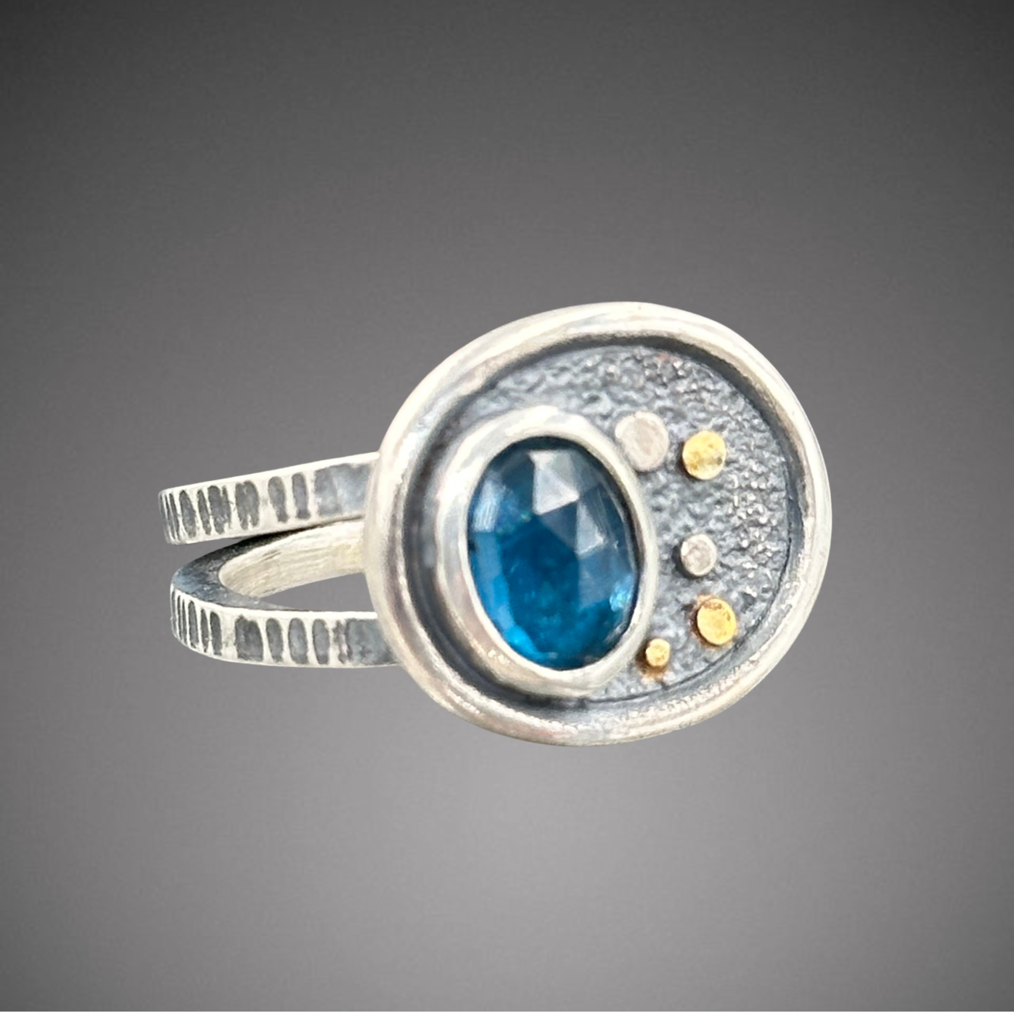Oasis Ring with teal