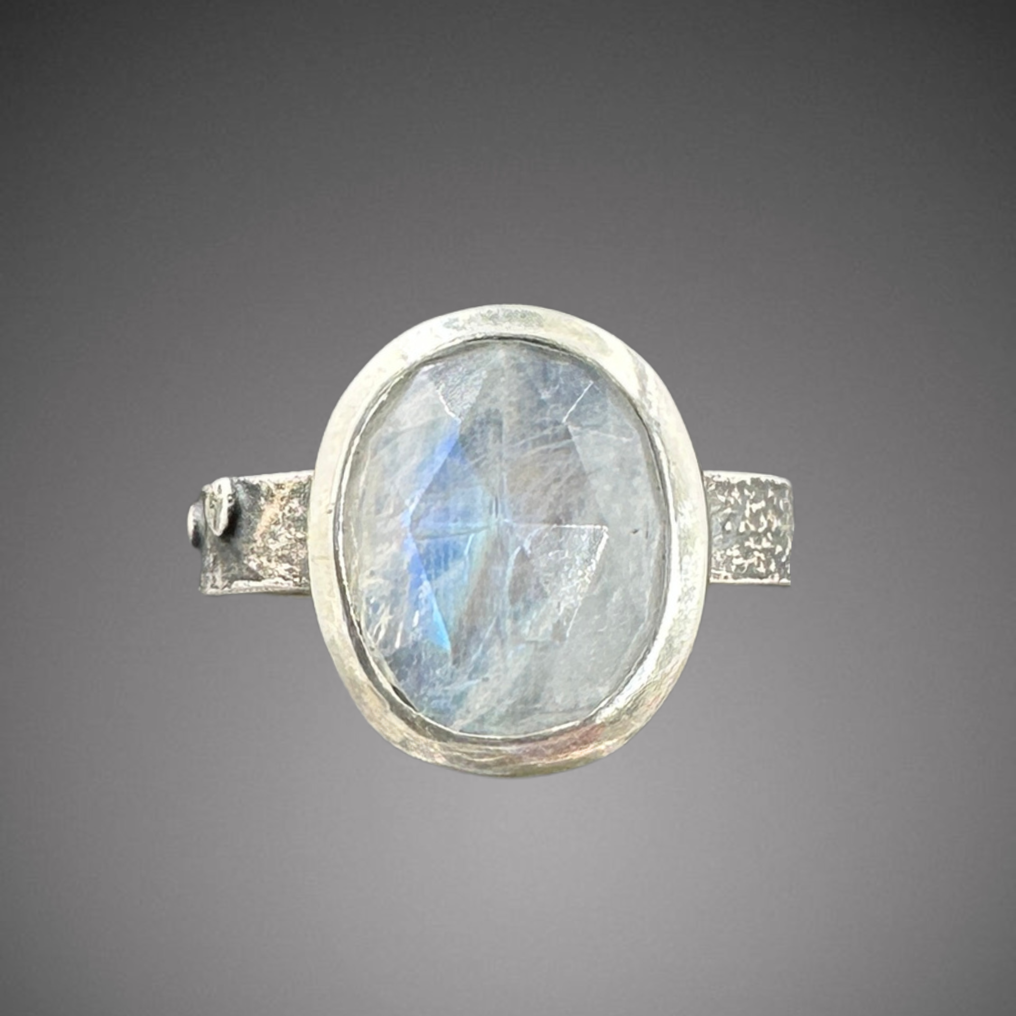 moonstone pebble band .png
