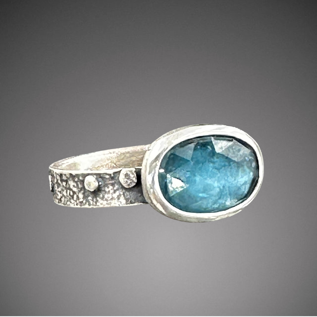 blue kyanite on  pebble texture band.png