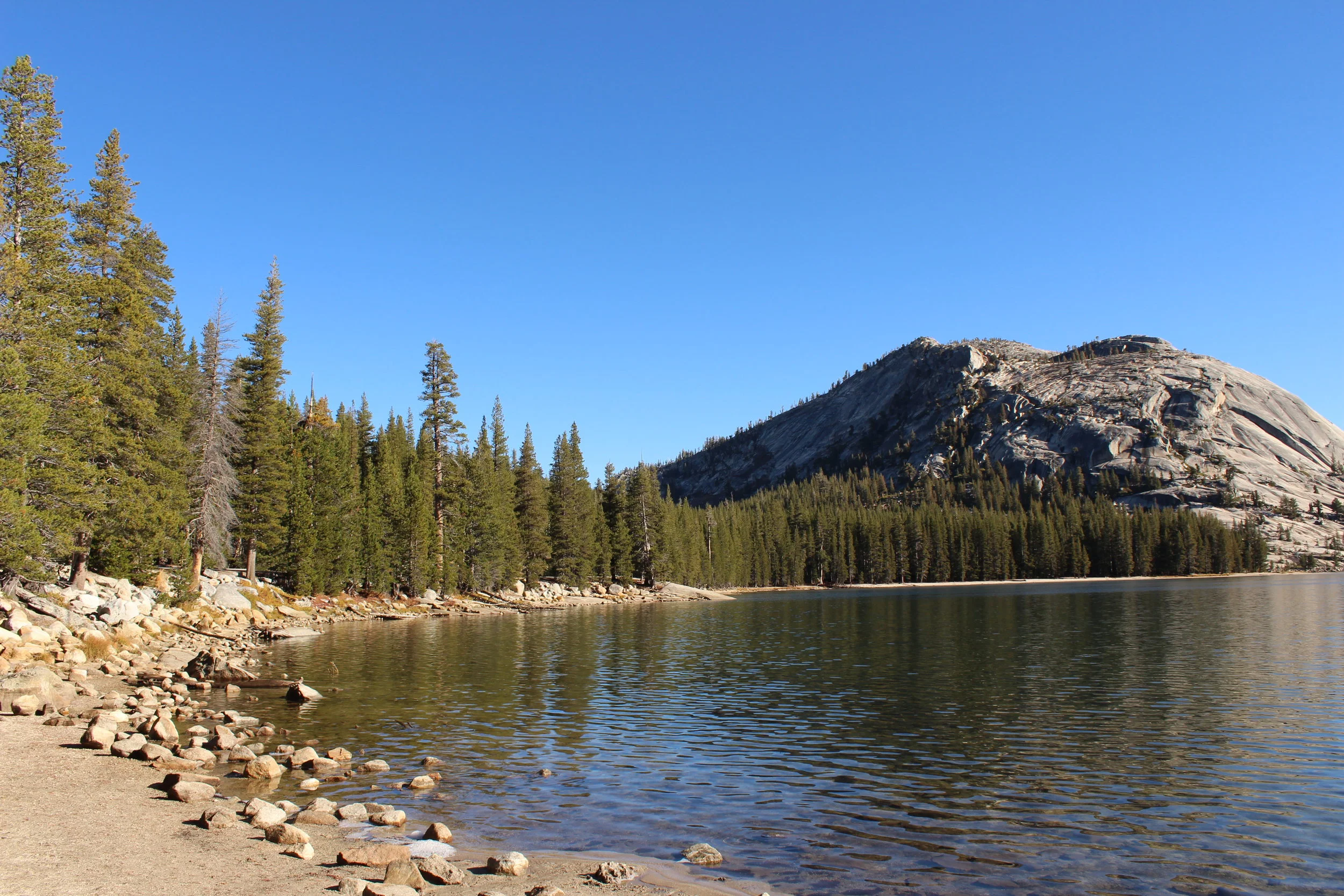 lake2.JPG