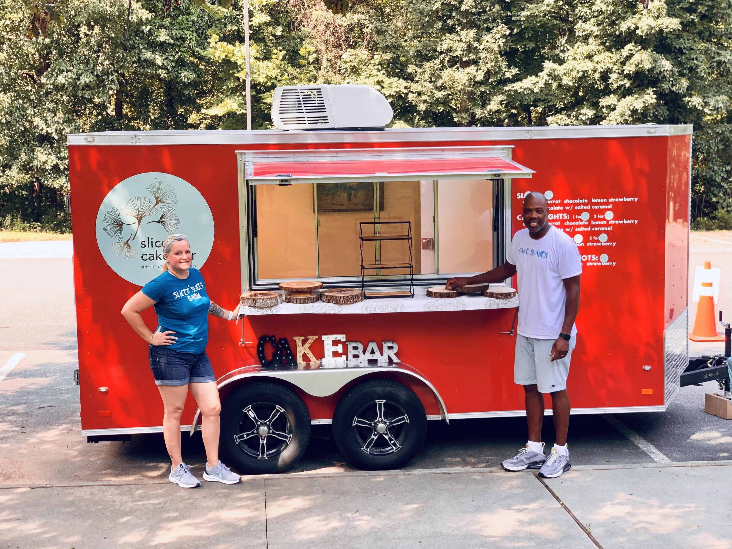 Mobile Cake Bar — sliced. cake bar