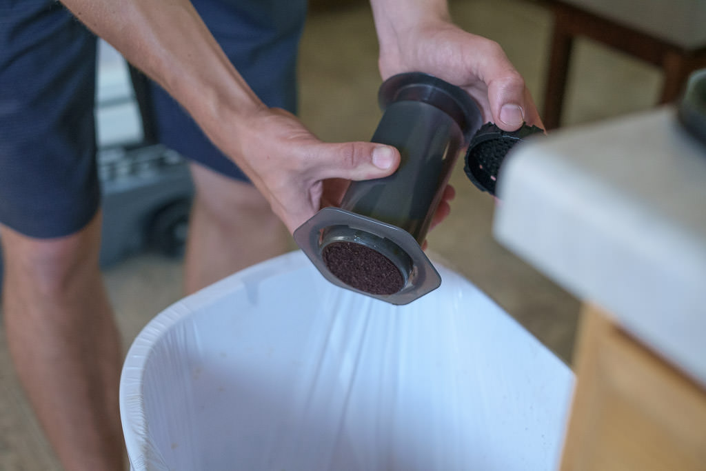 HandsomeWade-Aeropress-Brew-Method-45.jpg