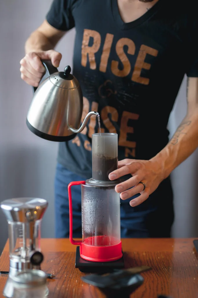 Brewing coffee with the Aeropress