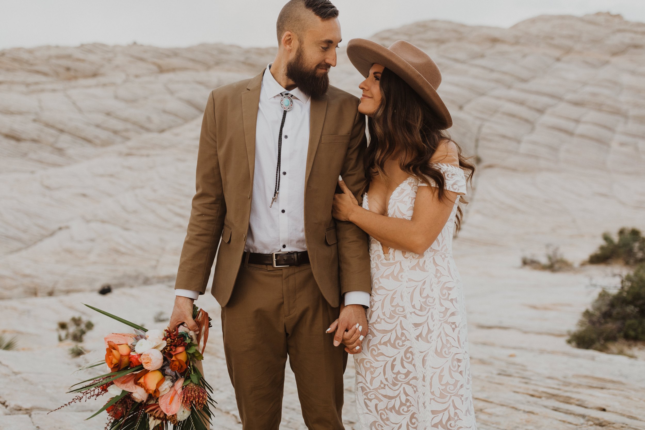 MOAB UTAH ELOPEMENT PHOTOGRAPHY-6258.jpg