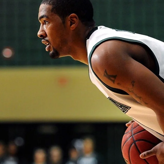 Extending our sincere condolences to the friends and family of Gerald Brown. A legend not only known for his game on the court, but for the love he had for his community, and the laughter he brought to many. This is truly a tragedy for the City of Ba