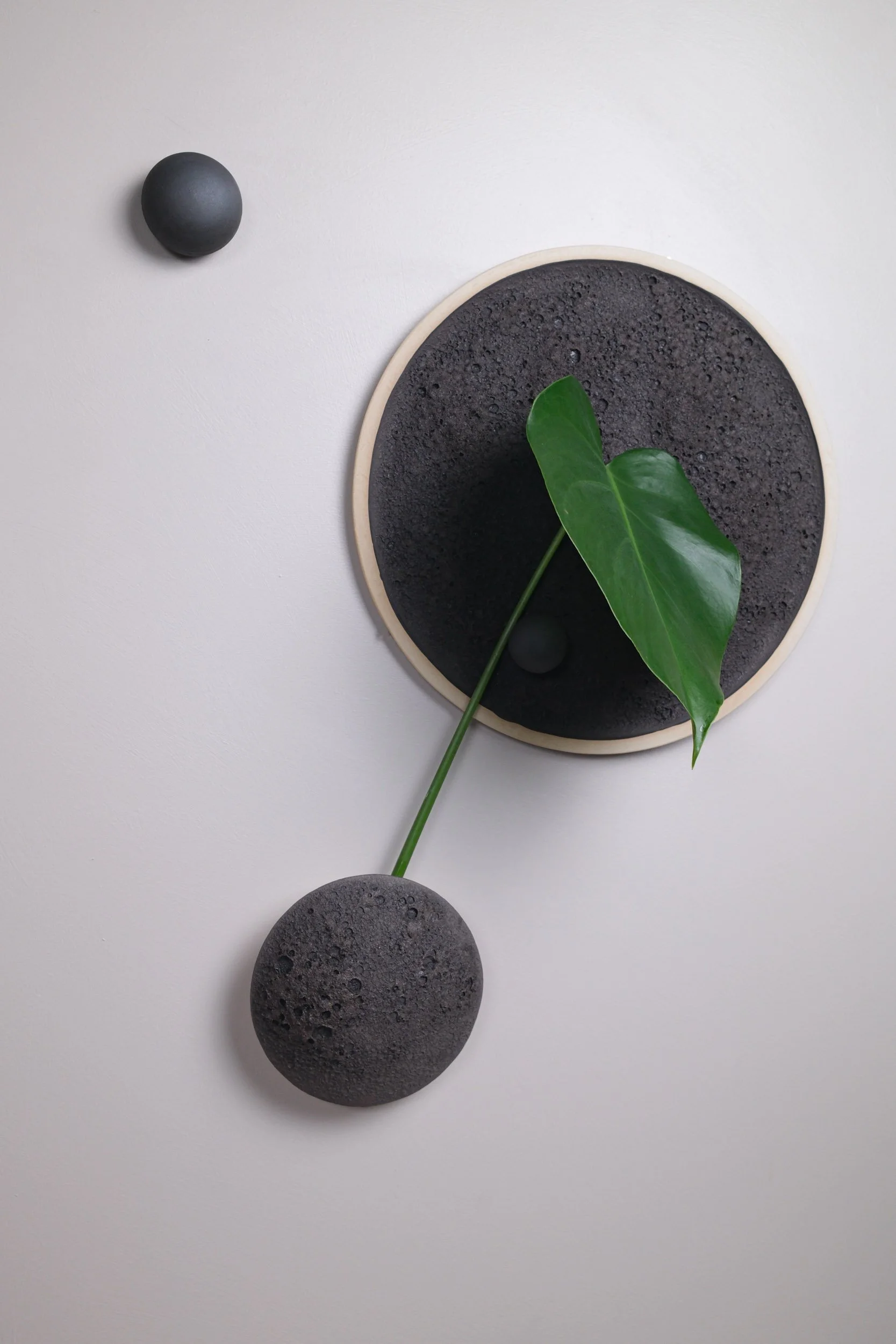 Lava Plate, Black Sphere