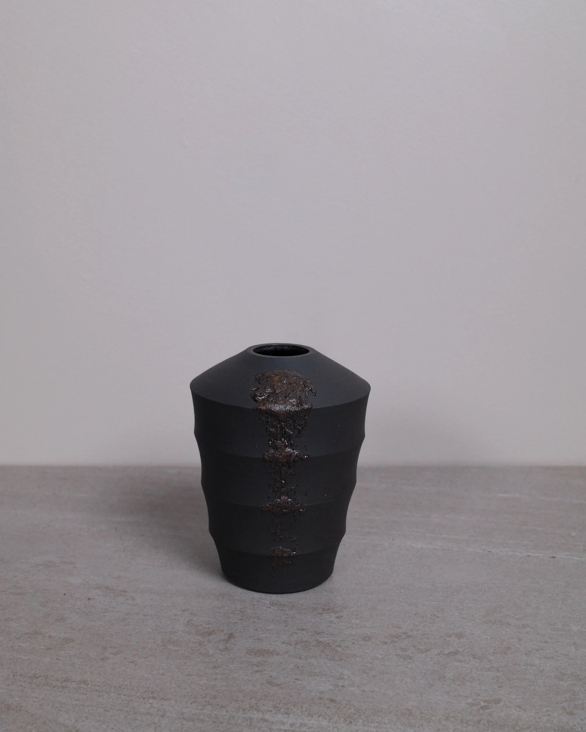 Kits Beach Ridge Vase - mini