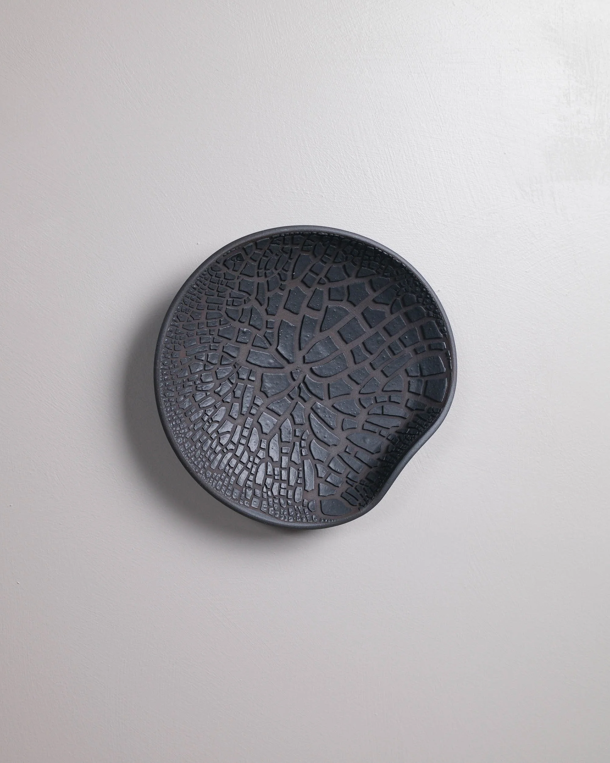 Silken Plate · Medium