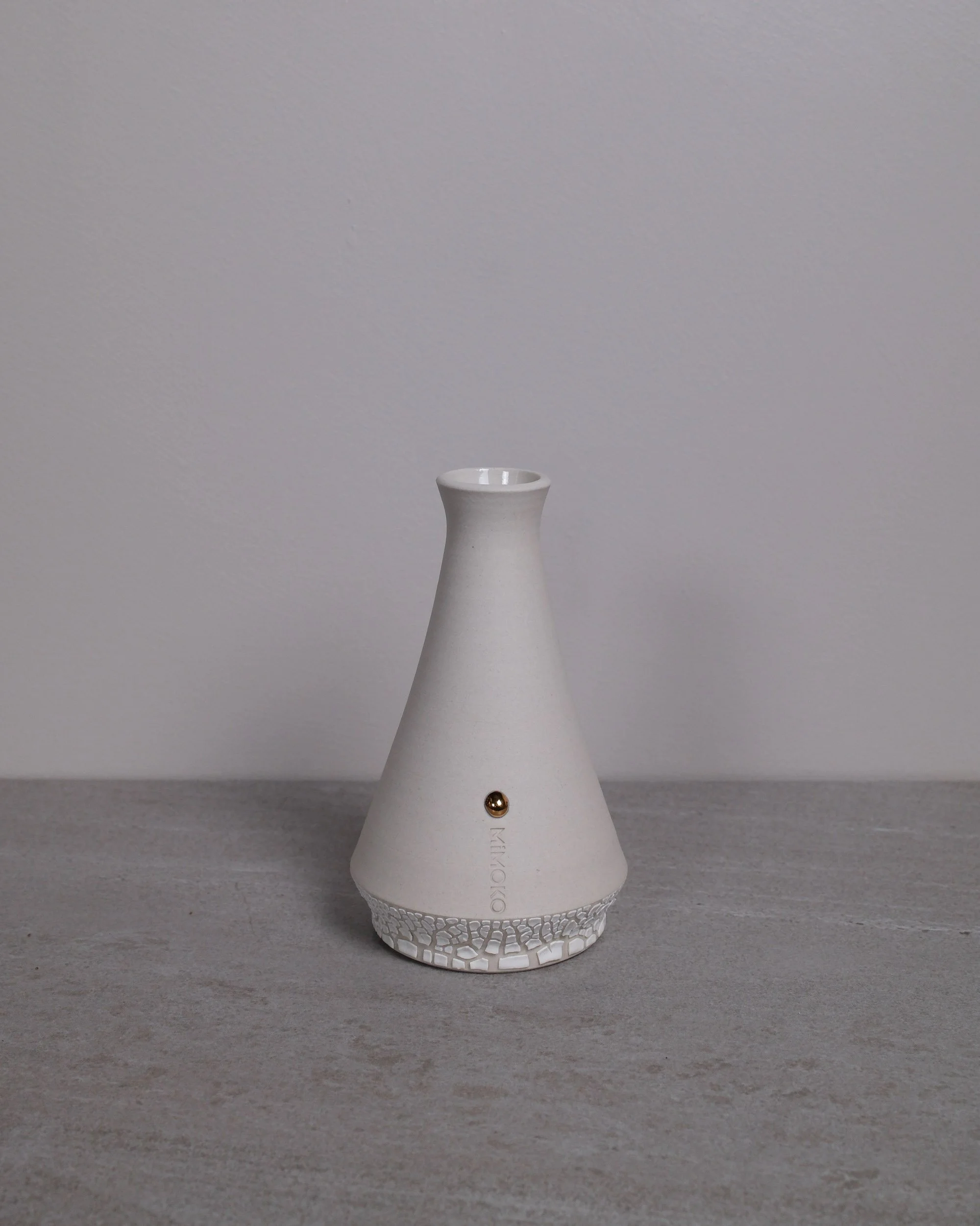 Taper bud vase