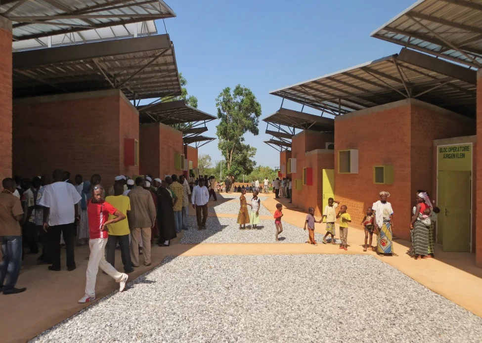 Francis Kéré - Léo Clinic and Health Centre, Burkina Faso