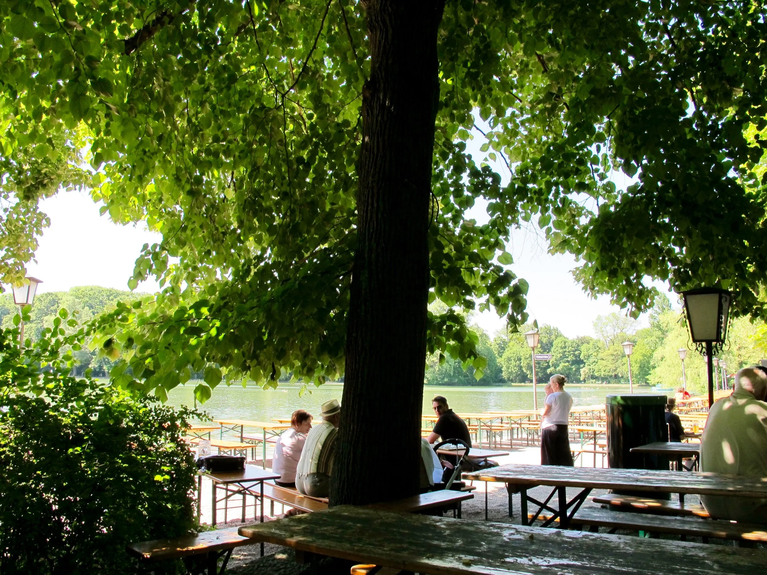 Biergarten Gemutlichkeit.jpg