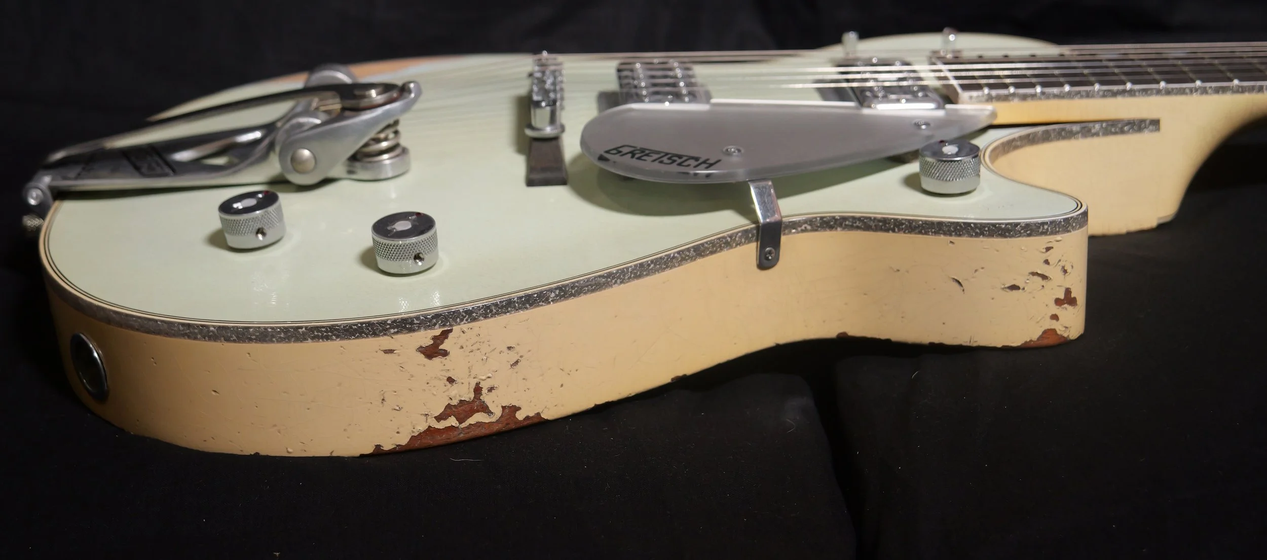 side1.jpg