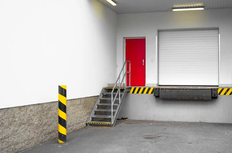 The-Importance-of-Regular-Mechanical-Dock-Leveler-Maintenance.jpeg