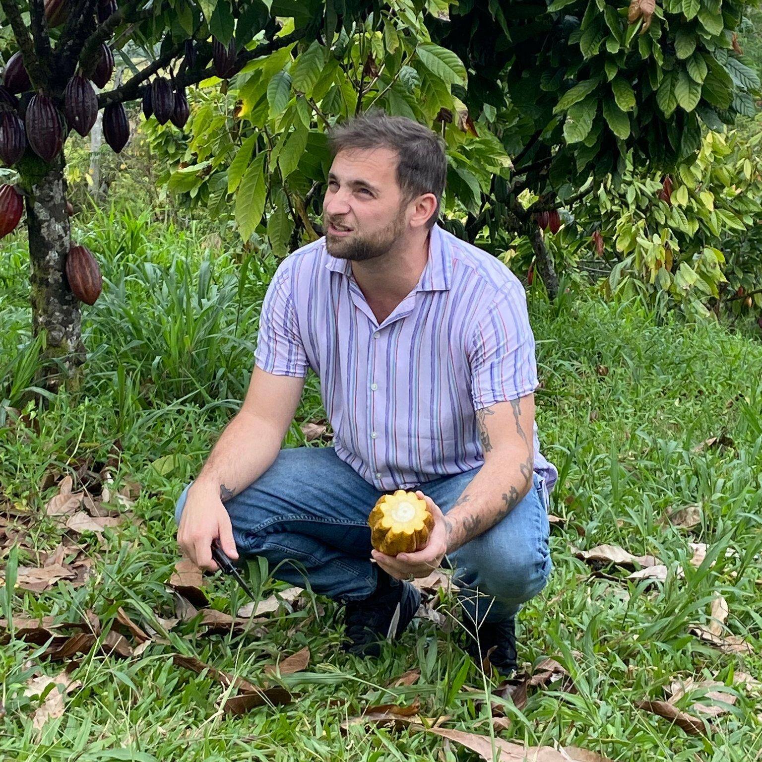 Introducing our newest guide Phil! He is a very energetic, friendly, and knowledgeable tour guide. We are very happy to have him on the farm! #luckywelivehi #LAVALOHA #hawaii #VISITORCENTER #CACAO #cacaofarming #supportlocal #Aloha #HILO #CHOCOLATEFA