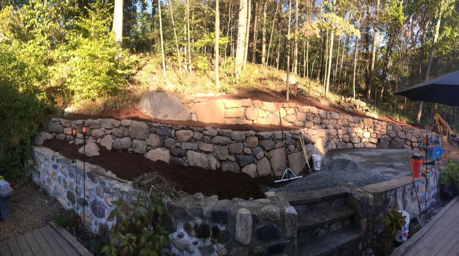 retainingwall2.jpg