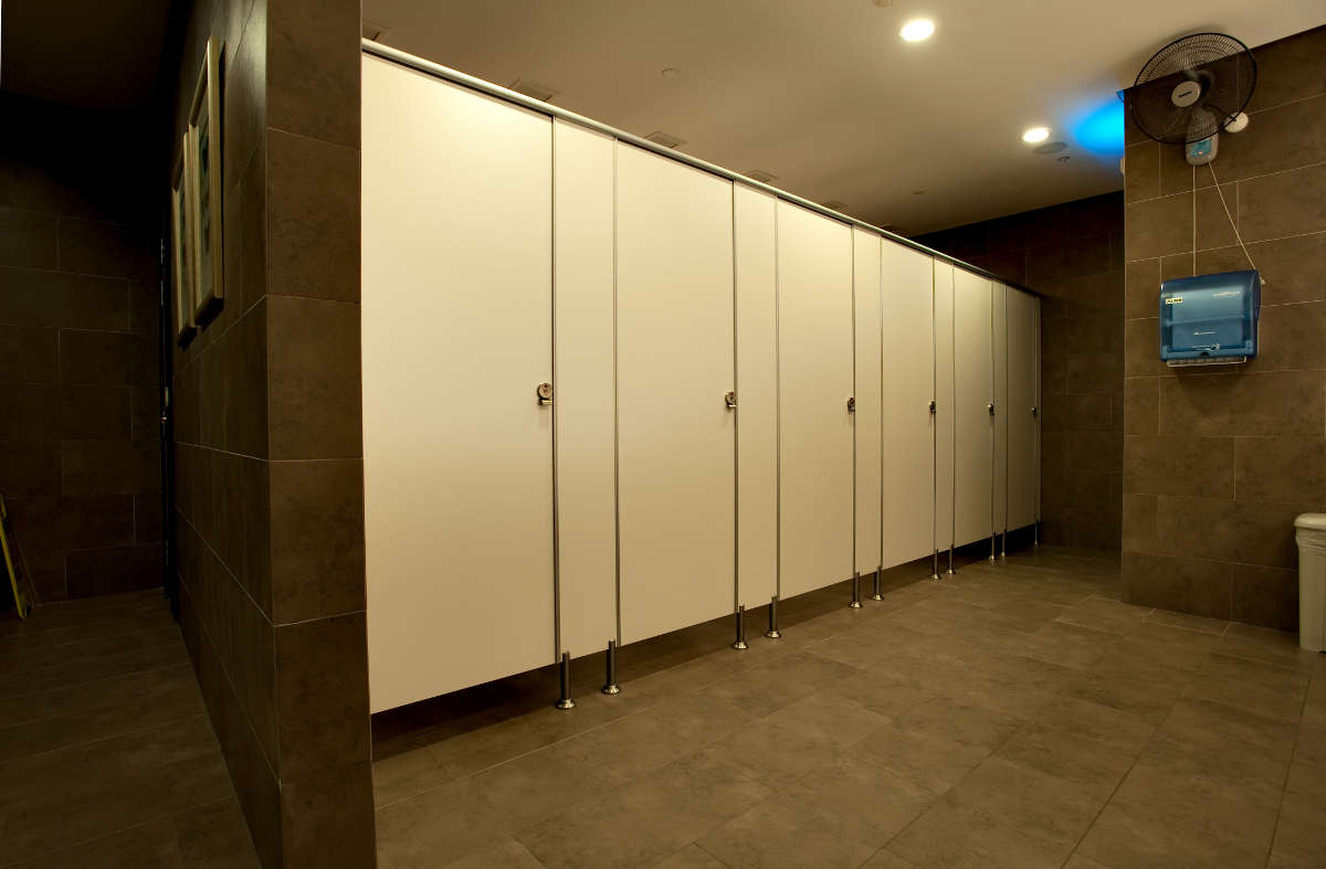 NUSS Graduate Club- Marathon Collection Cubicles & Lockers