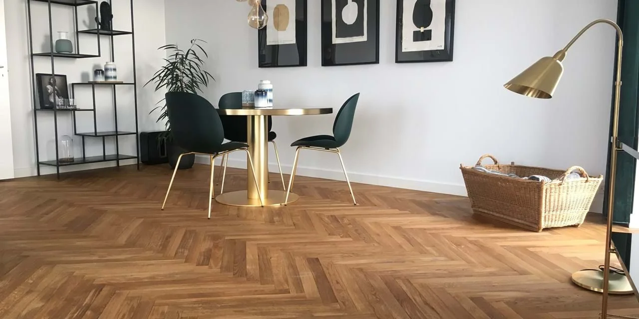 sivholmen-_-oak-herringbone-oiled_3.jpg