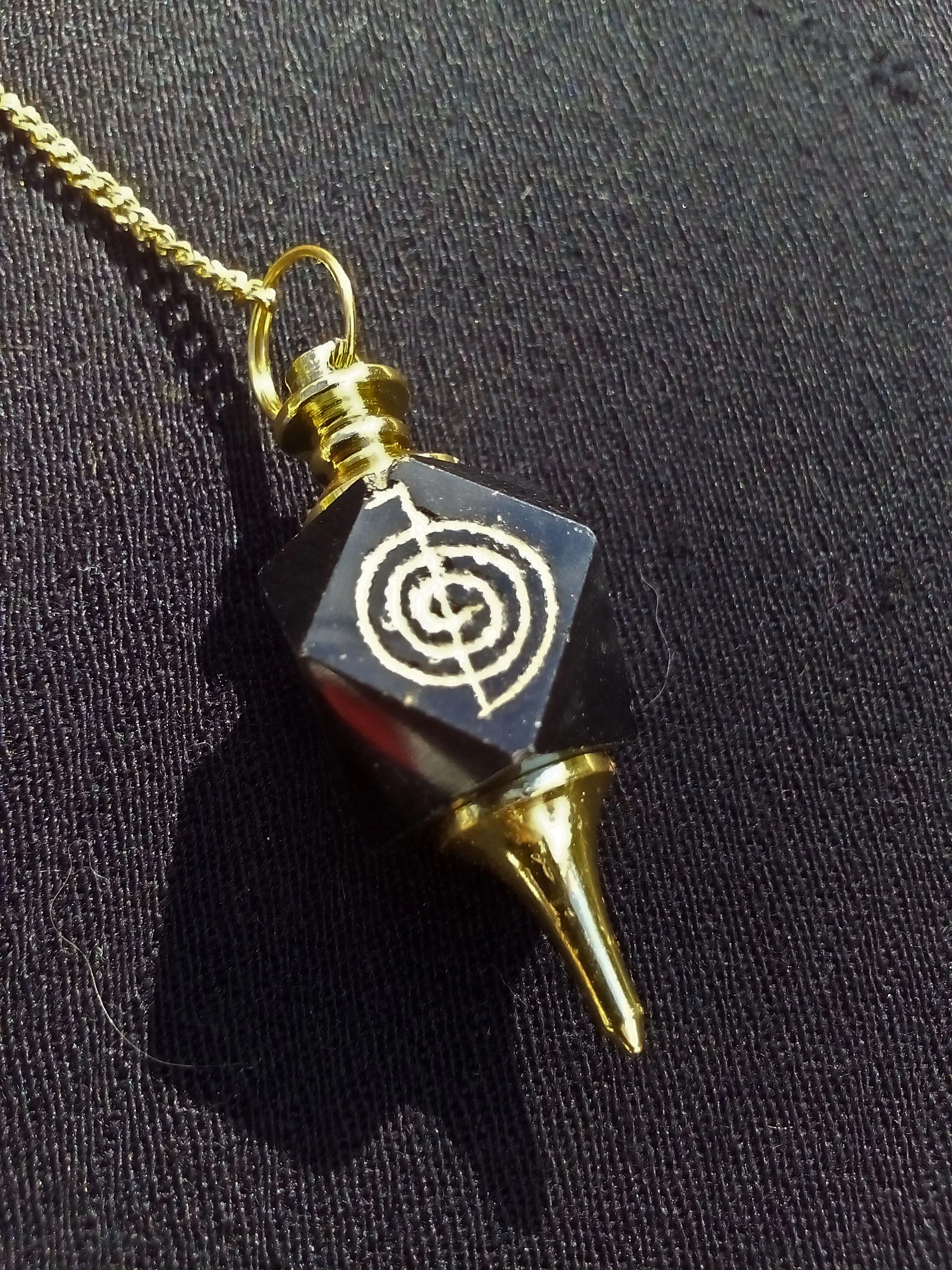 Pêndulo em Obsidiana Negra 