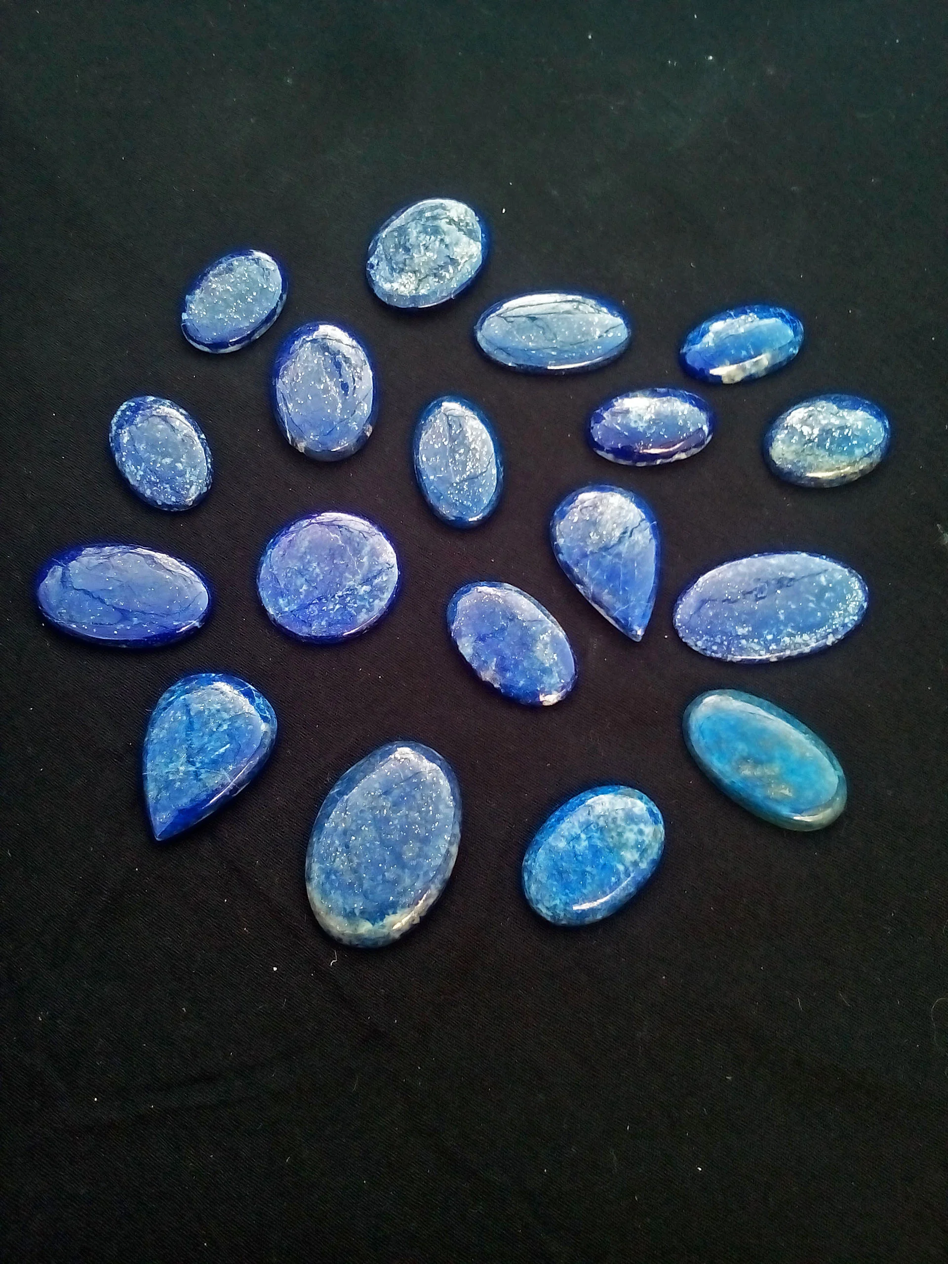 Cabuchoes Lapis Lazuli.jpg