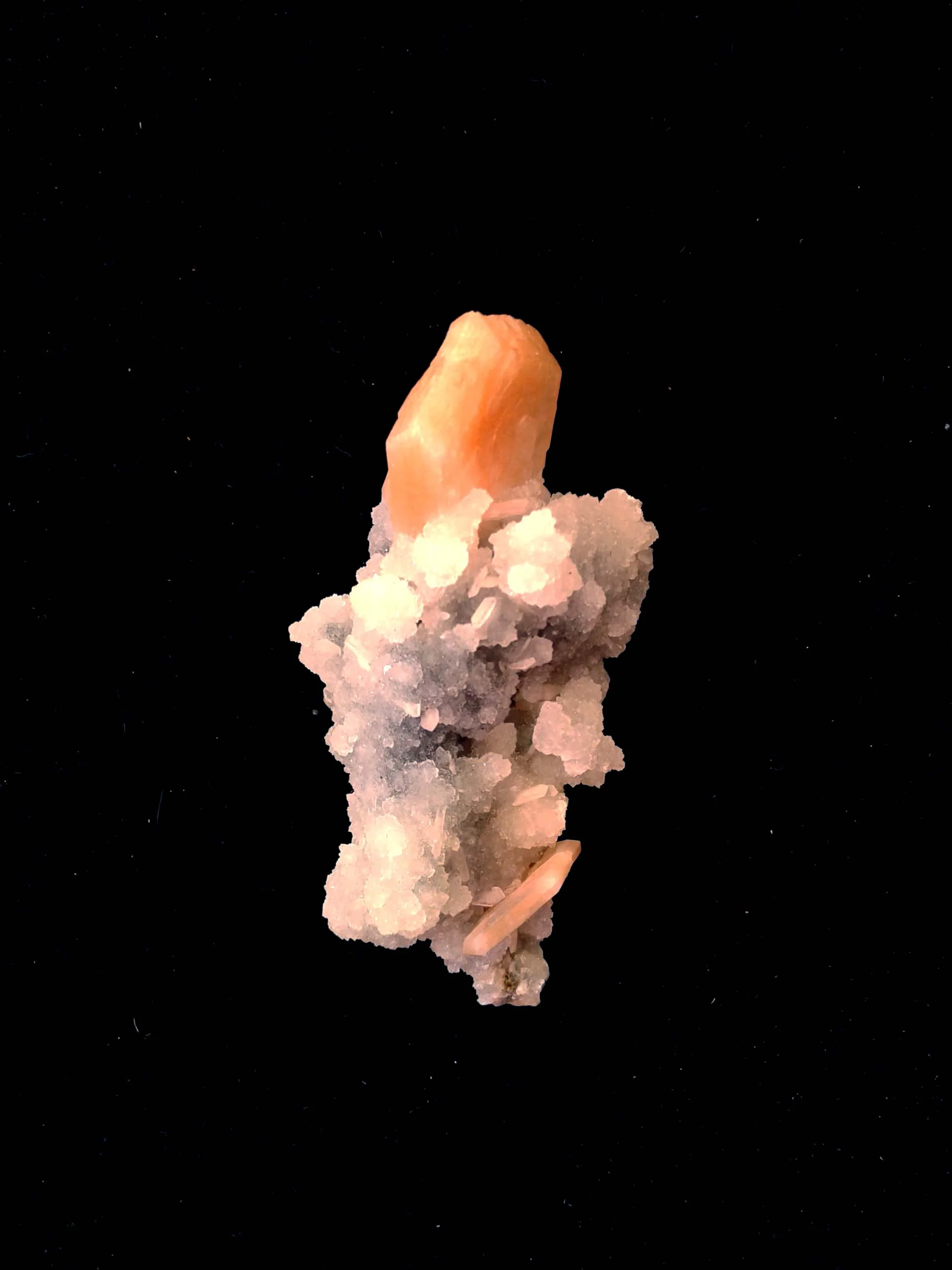 Mineral Stilbite & Apofilite