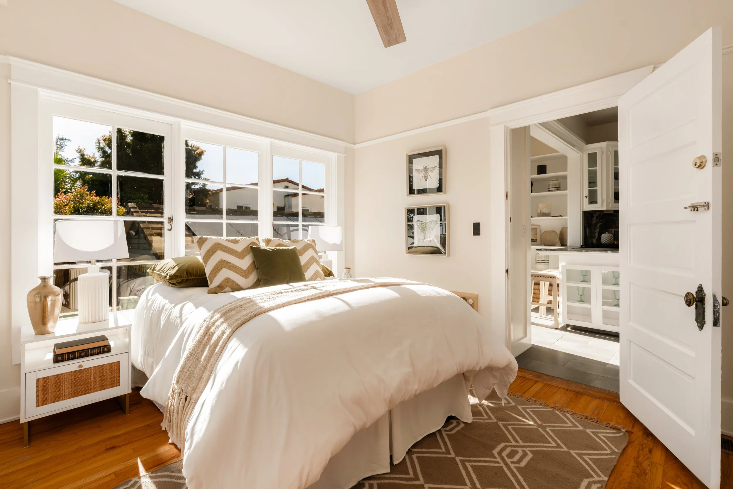 19-430 Corona Del Mar 19.jpg